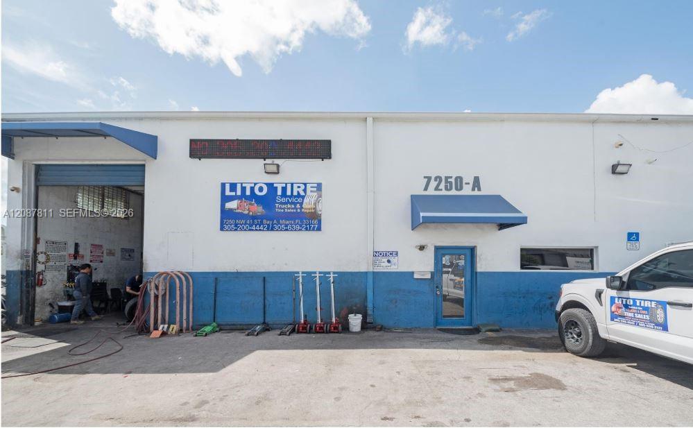 See details / sq. ft. $ 2026-09-11 0 Photo