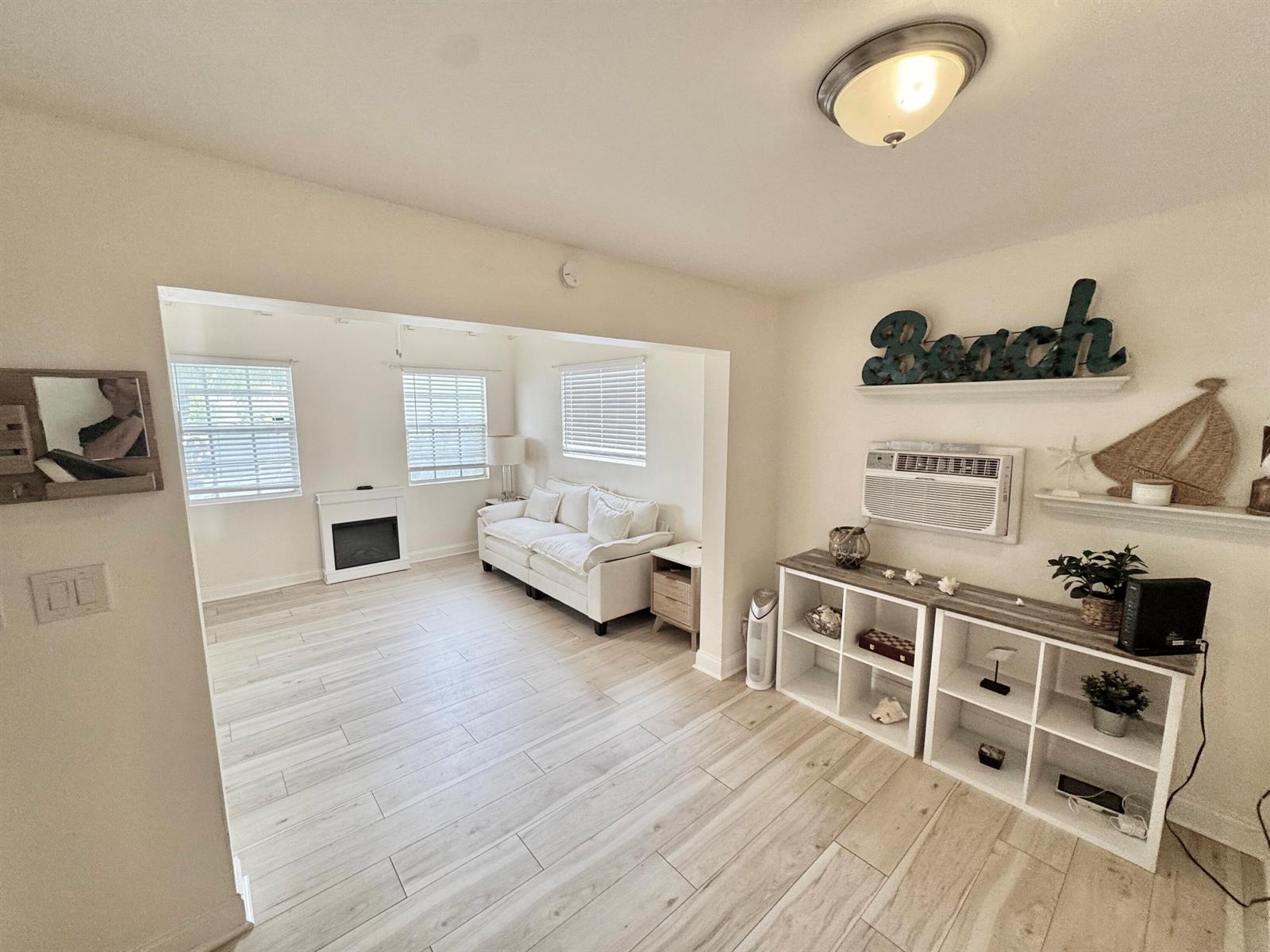 Ver detalles / 0 1137 sq. ft. $ 2026-09-13 0 foto