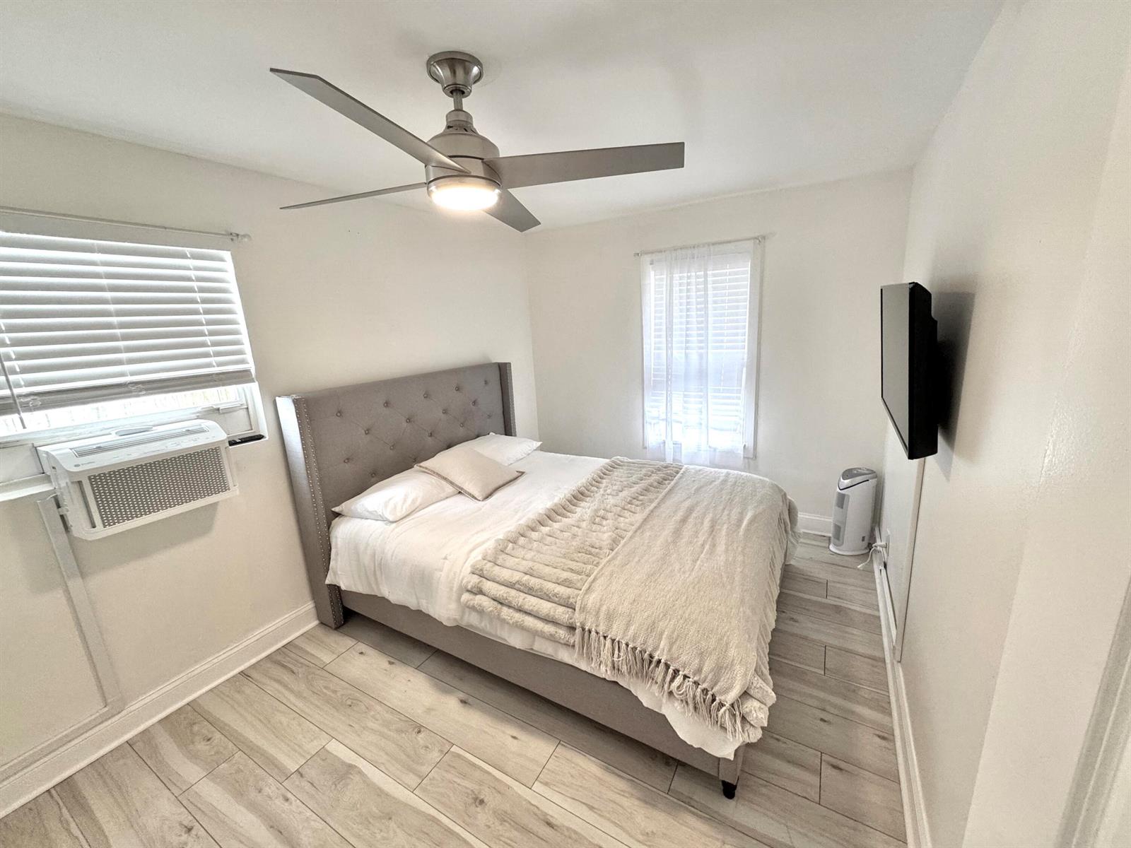 Ver detalles / 0 1137 sq. ft. $ 2026-09-13 0 foto
