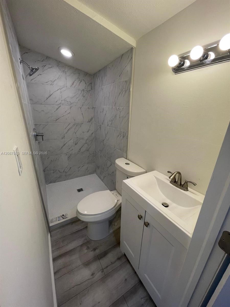   /  2980 sq. ft. $ 2026-09-12 0 foto