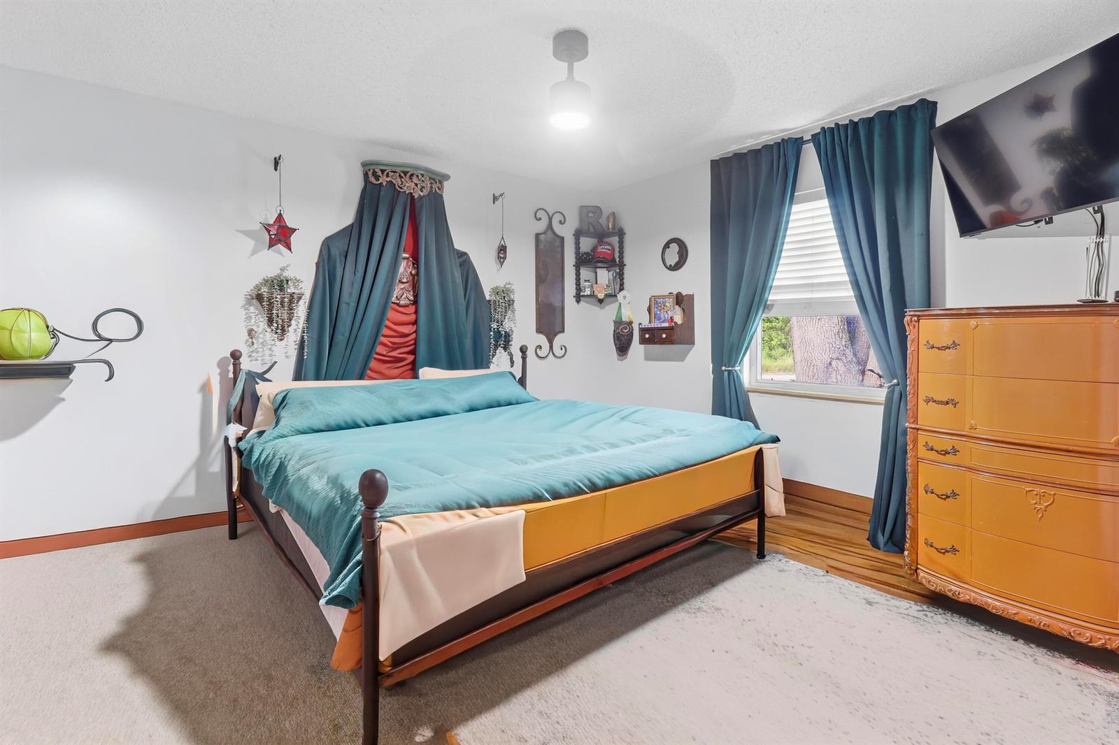   / 0 2204 sq. ft. $ 2026-09-13 0 foto