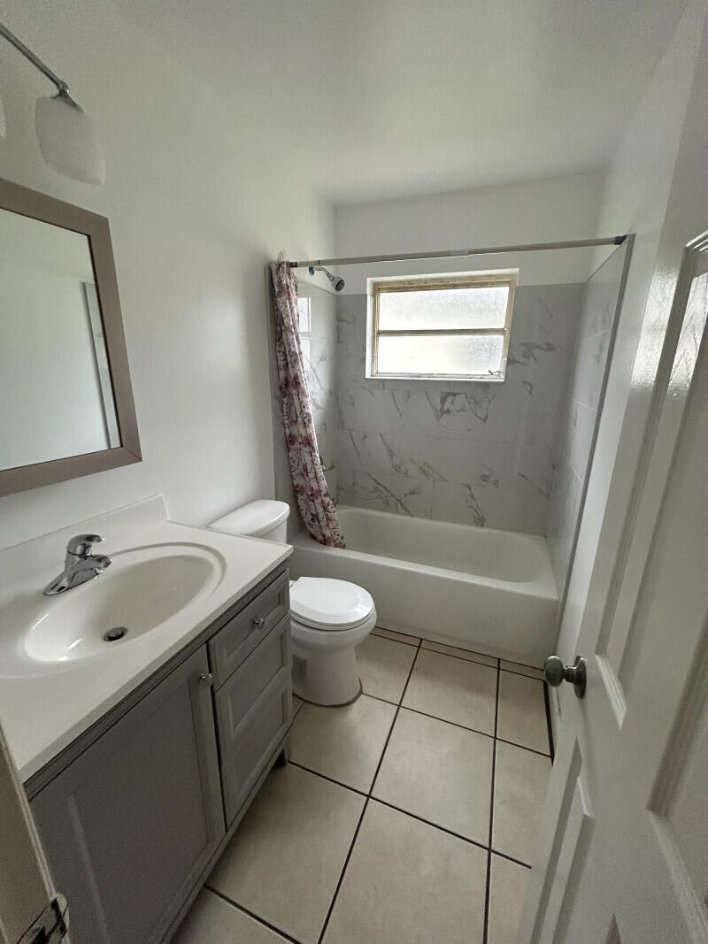 Ver detalles A & B / 0 1620 sq. ft. $ 2026-09-13 0 foto