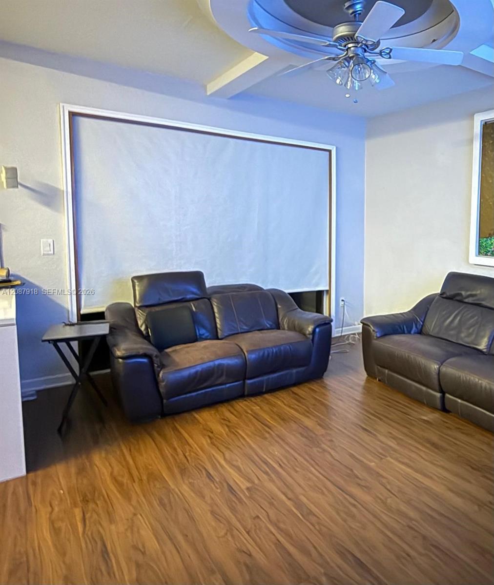 See details 13226 3 / 3 1670 sq. ft. $ 2026-09-14 0 Photo