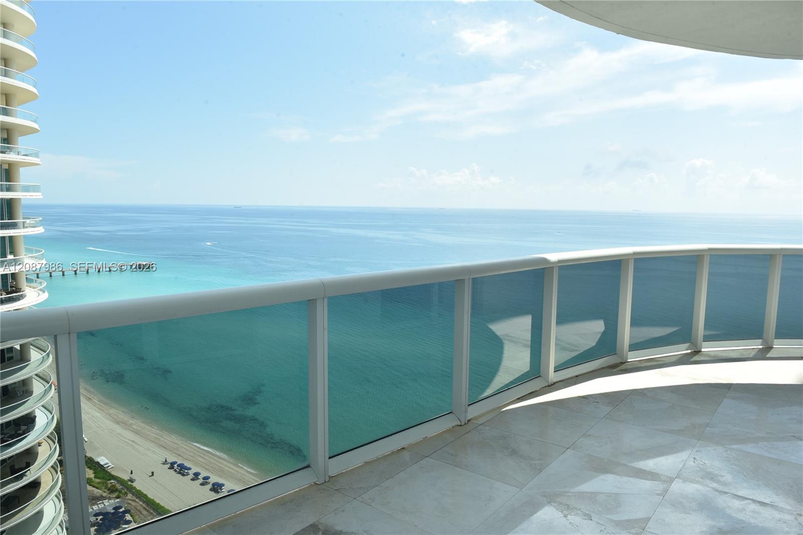 Ver detalles 2302 3 / 4 1979 sq. ft. $ 2026-09-12 0 foto
