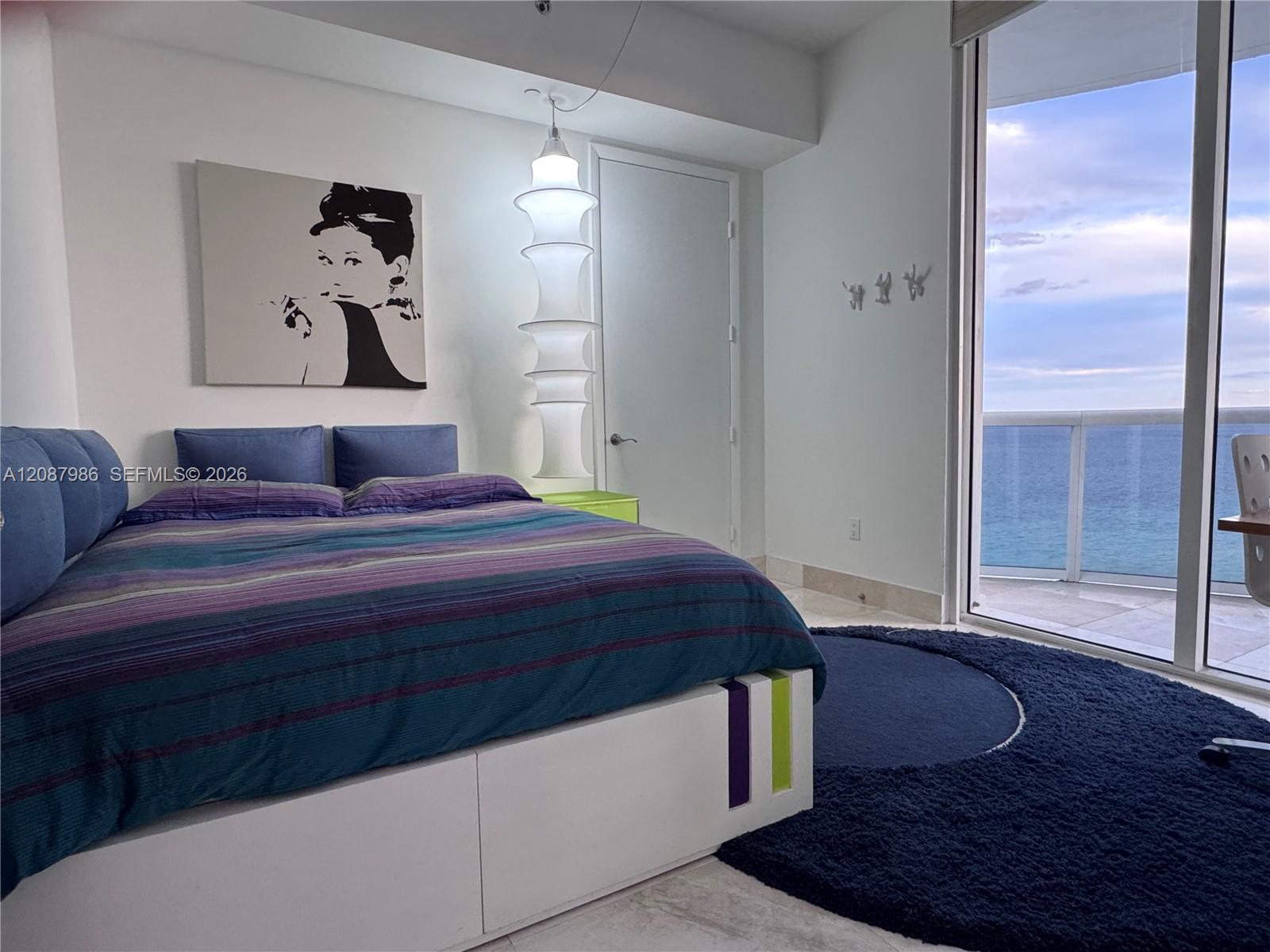 Ver detalles 2302 3 / 4 1979 sq. ft. $ 2026-09-12 0 foto