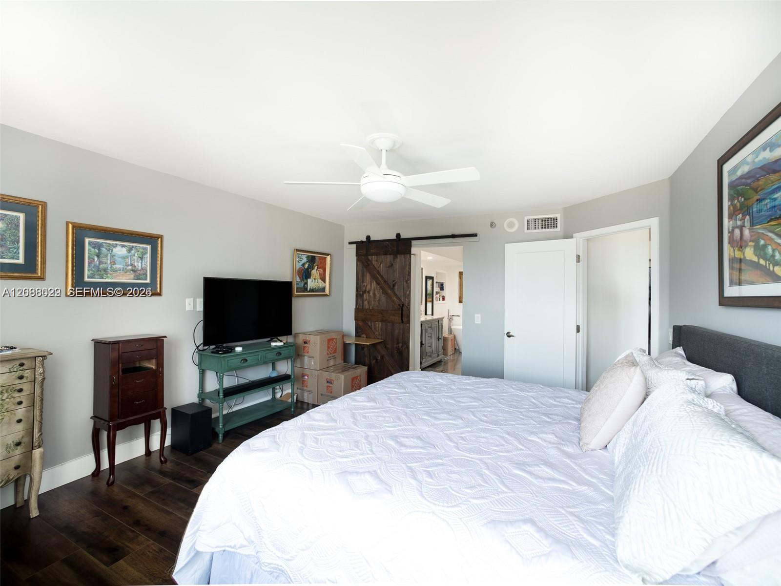 Photo 9 of Mystic Pointe Dr