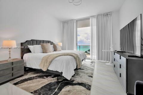 801 3 / 4 2100 sq. ft. $ 2026-09-12 0 foto