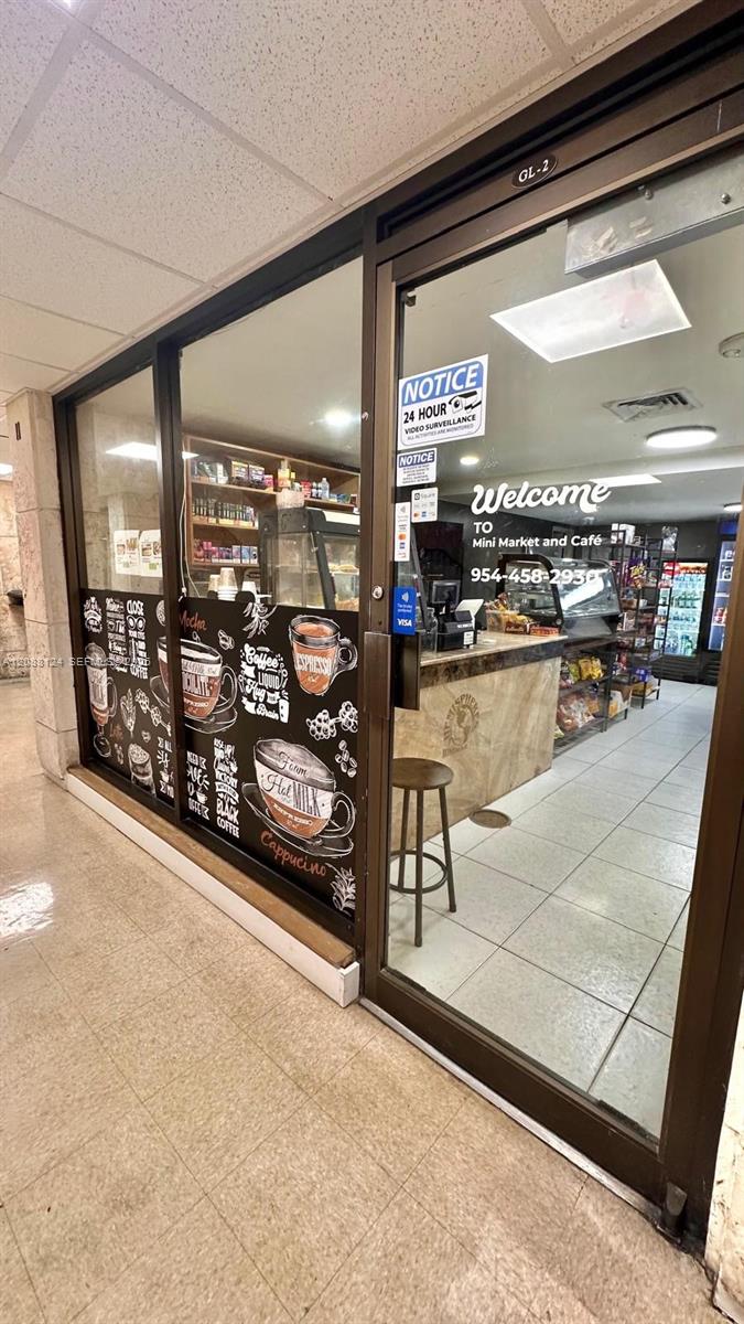 See details 8D 1 / 2 870 sq. ft. $ 2026-09-22 0 Photo