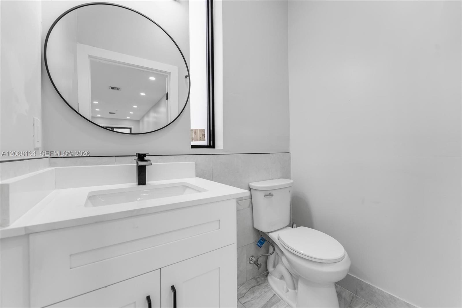 Ver detalles / 4407 sq. ft. $ 2026-09-12 0 foto