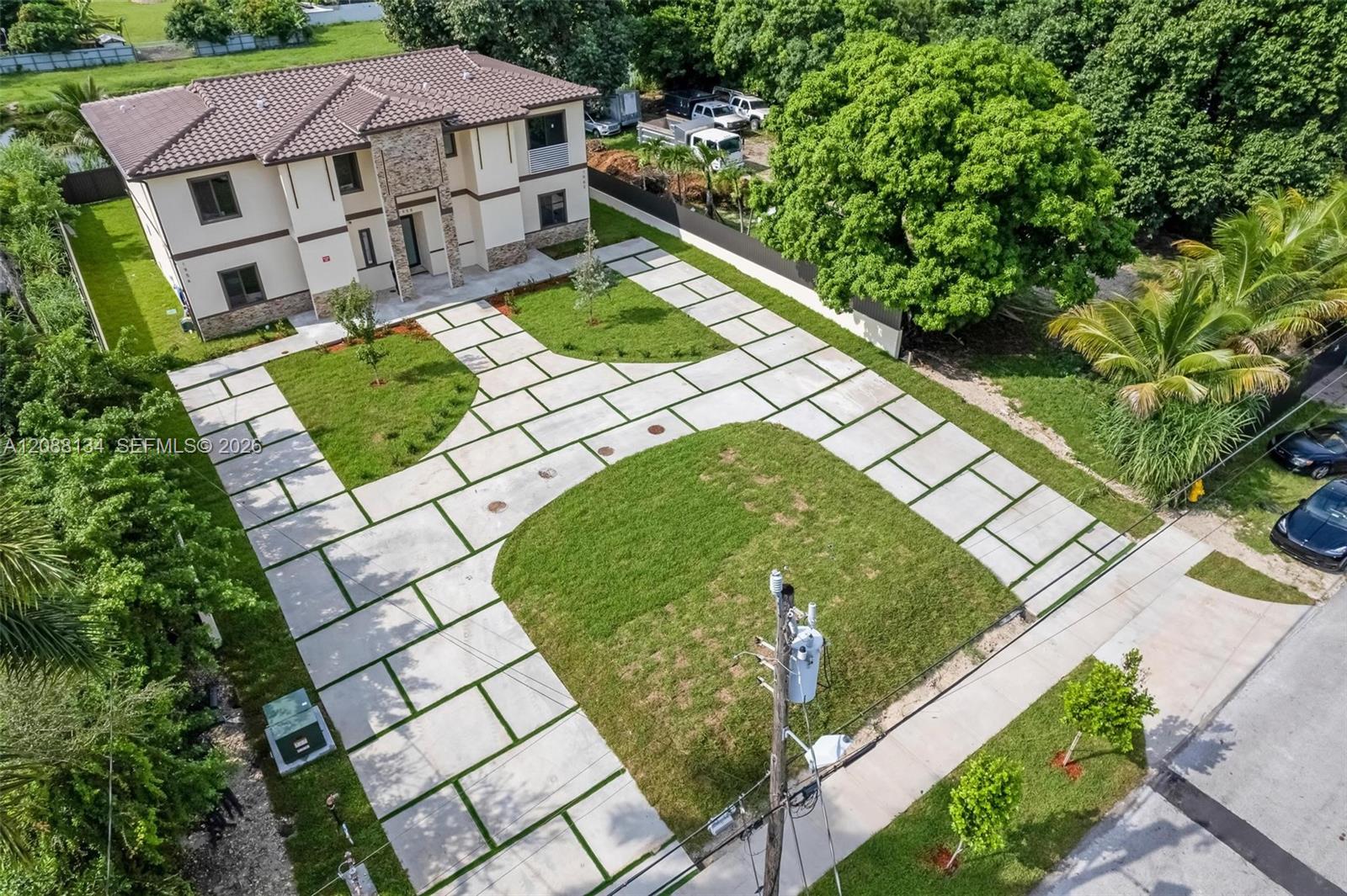 Ver detalles / 4407 sq. ft. $ 2026-09-12 0 foto