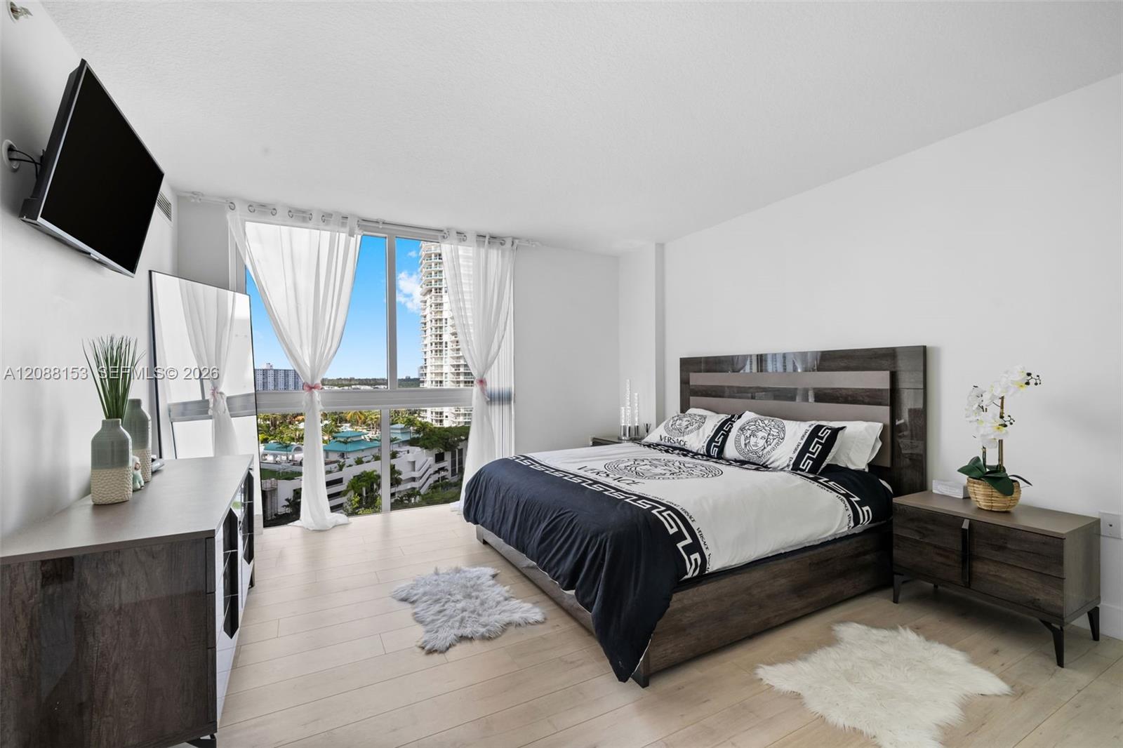 Photo 14 of Sunny Isles Blvd
