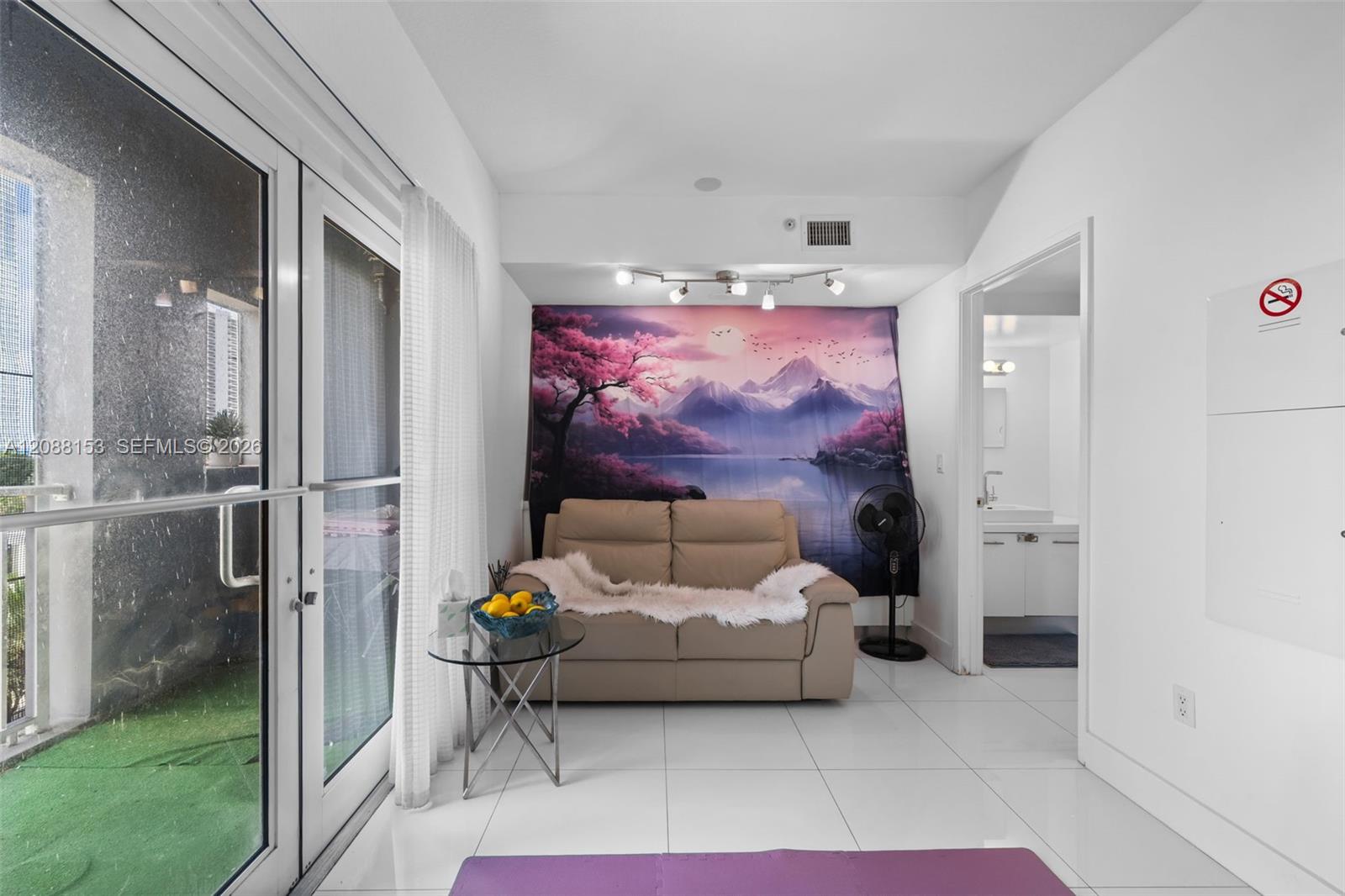 Photo 41 of Sunny Isles Blvd