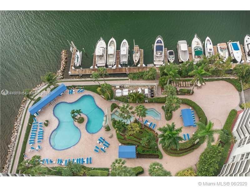 Photo 33 of Mystic Pointe Dr