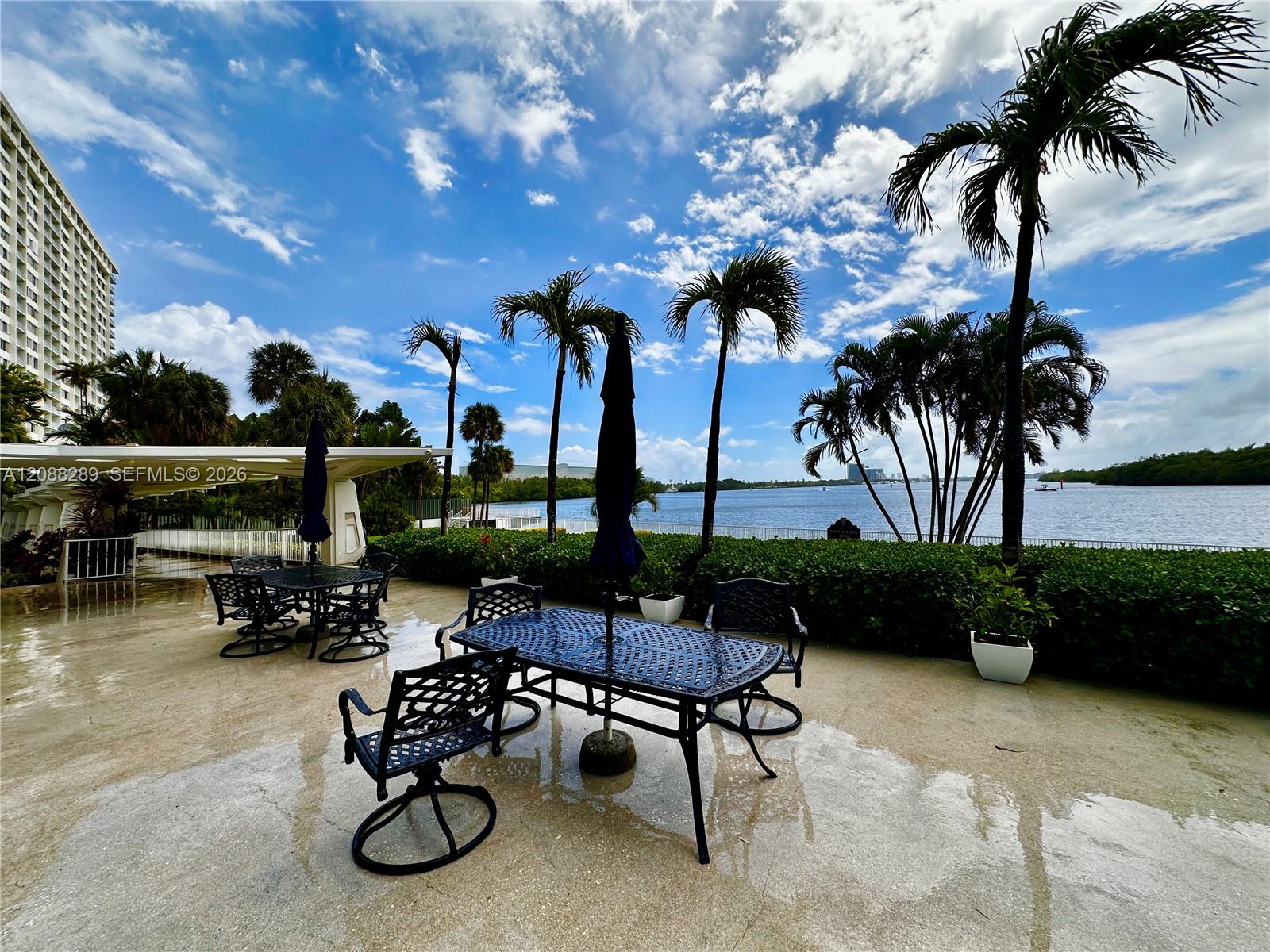 See details 717 1 / 2 762 sq. ft. $ 2026-09-13 0 Photo
