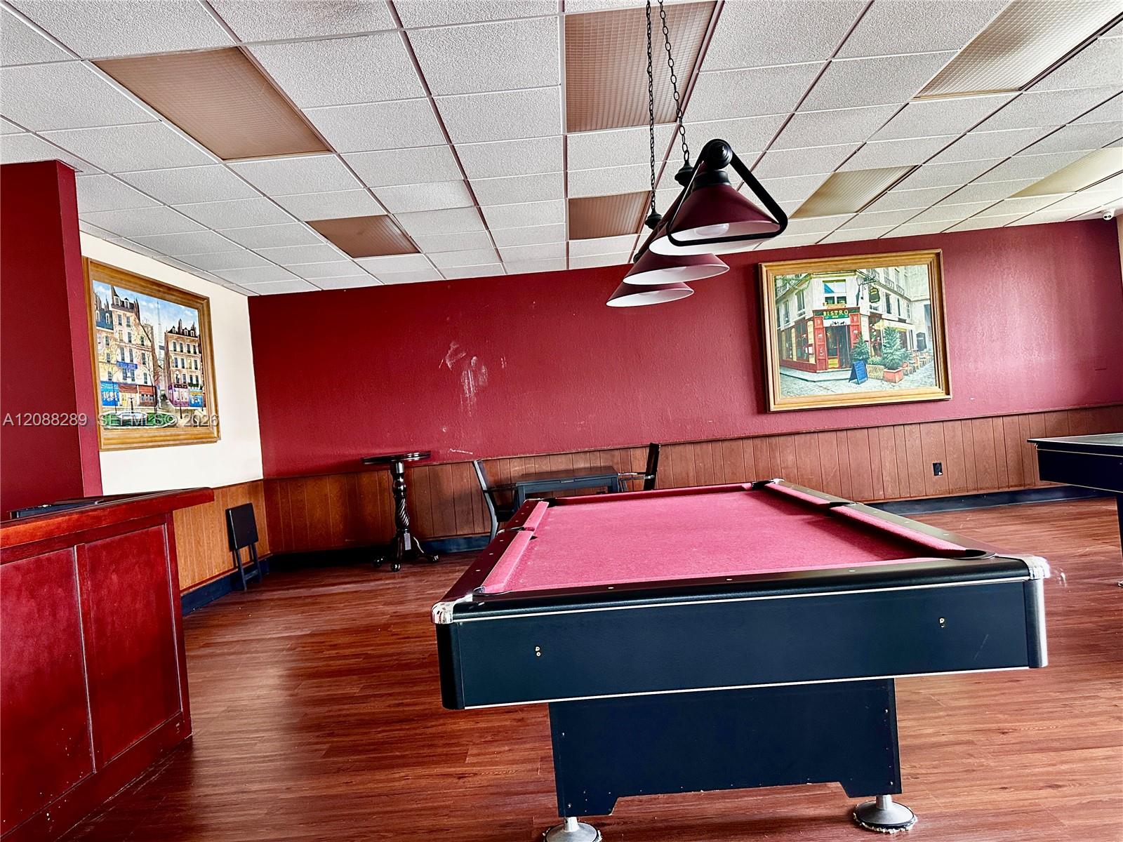 See details 717 1 / 2 762 sq. ft. $ 2026-09-13 0 Photo