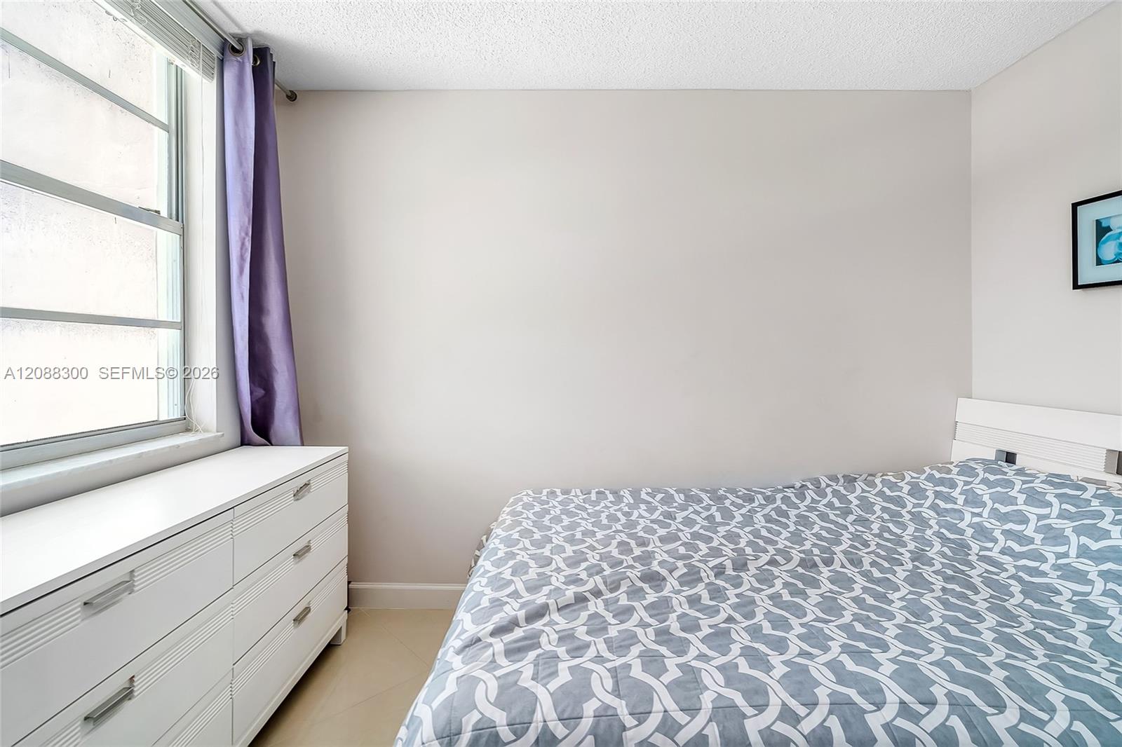 See details 801 2 / 2 975 sq. ft. $ 2026-09-13 0 Photo