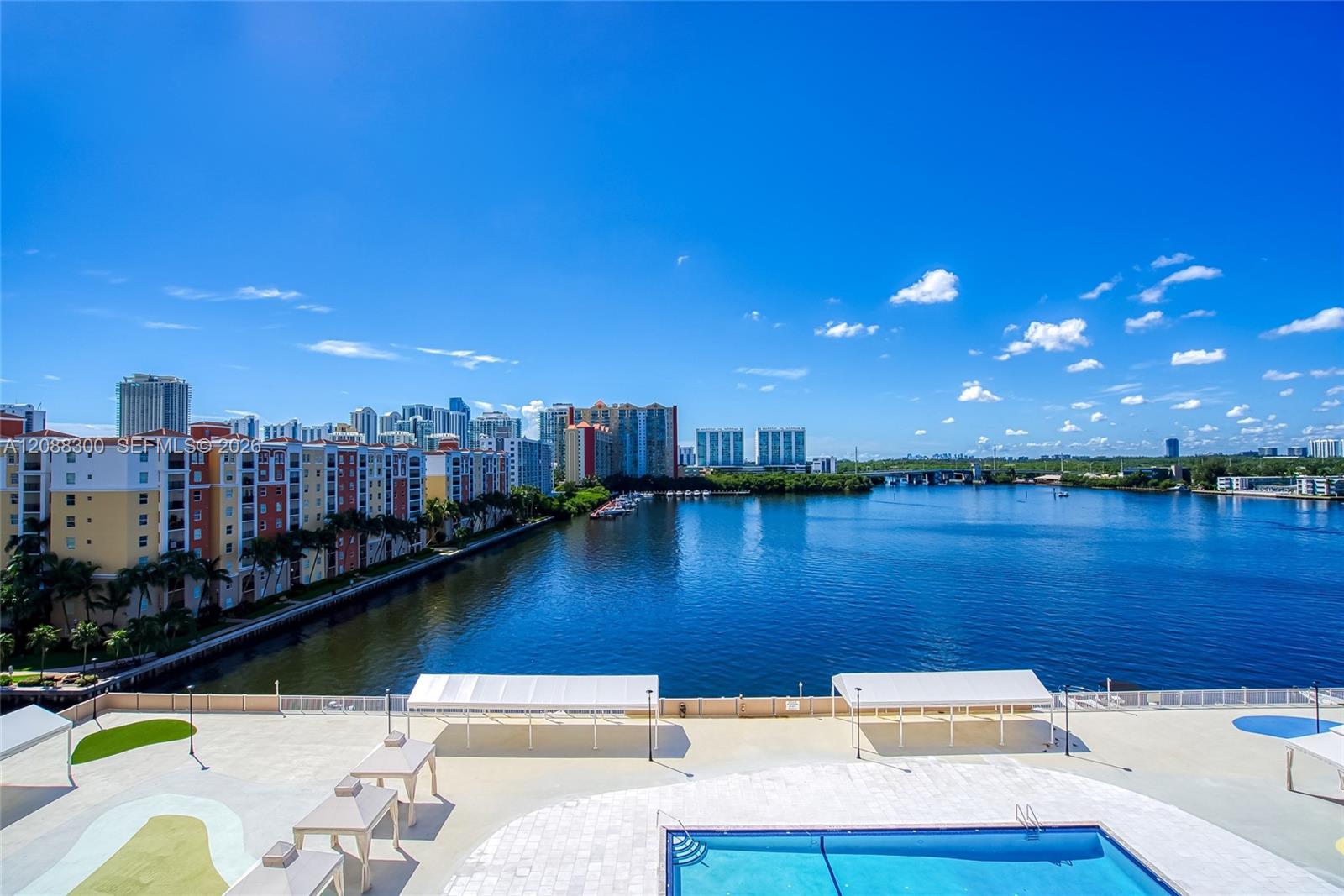 See details 801 2 / 2 975 sq. ft. $ 2026-09-13 0 Photo