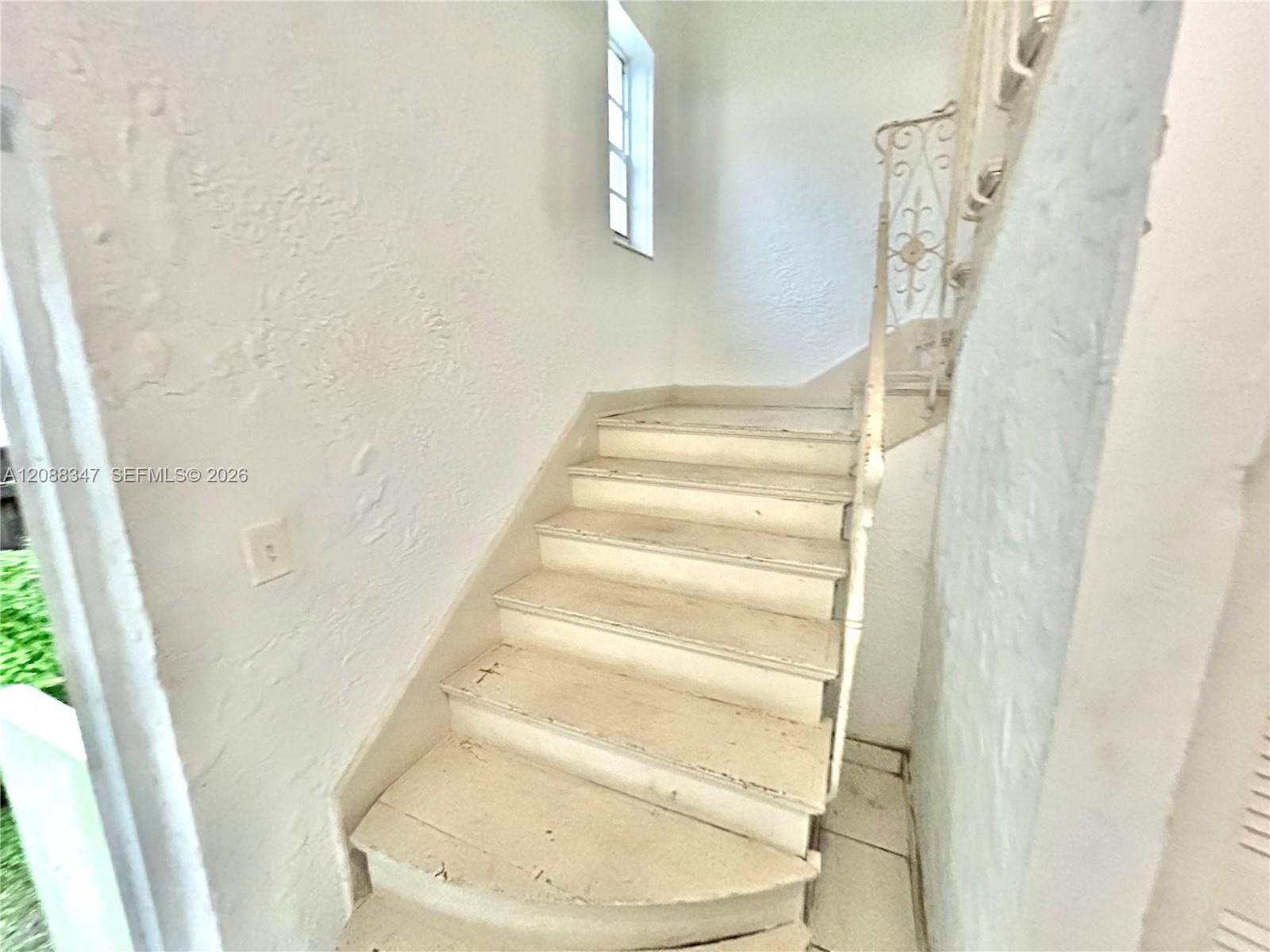   /  3994 sq. ft. $ 2026-09-13 0 foto