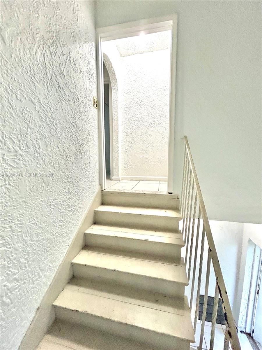   /  3994 sq. ft. $ 2026-09-13 0 foto