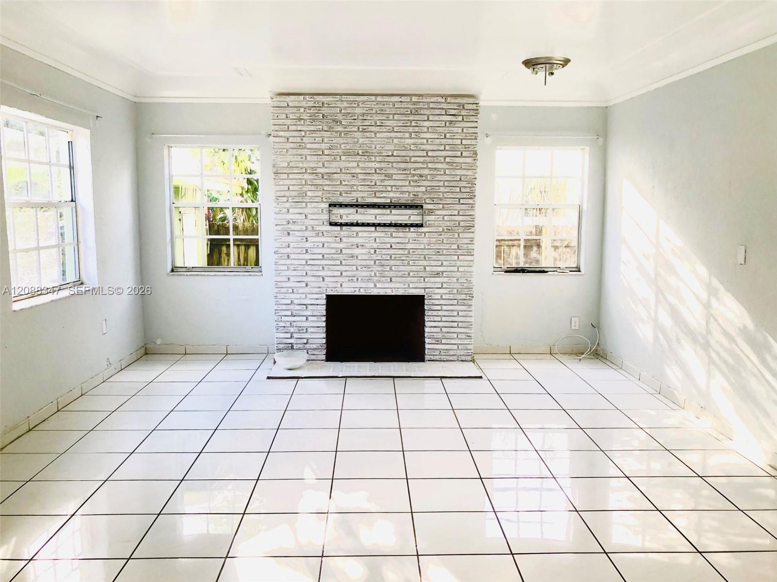   /  3994 sq. ft. $ 2026-09-13 0 foto