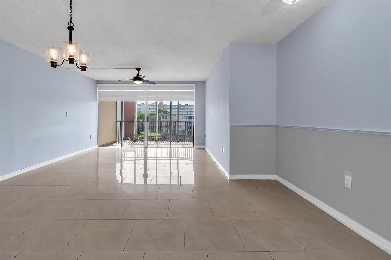 Ver detalles 405-1 1 / 1036 sq. ft. $ 2026-09-20 0 foto