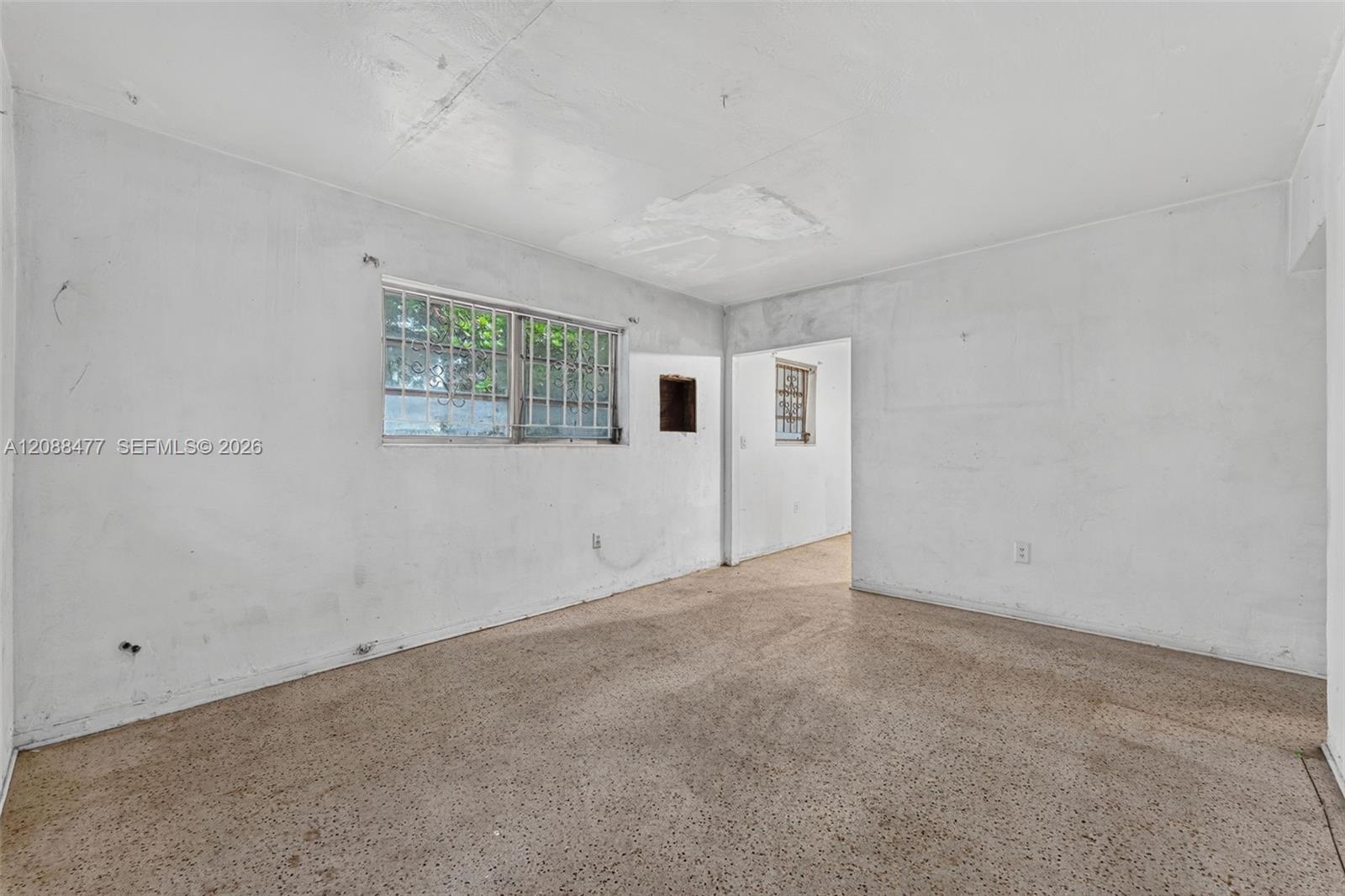   /  1225 sq. ft. $ 2026-09-14 0 foto