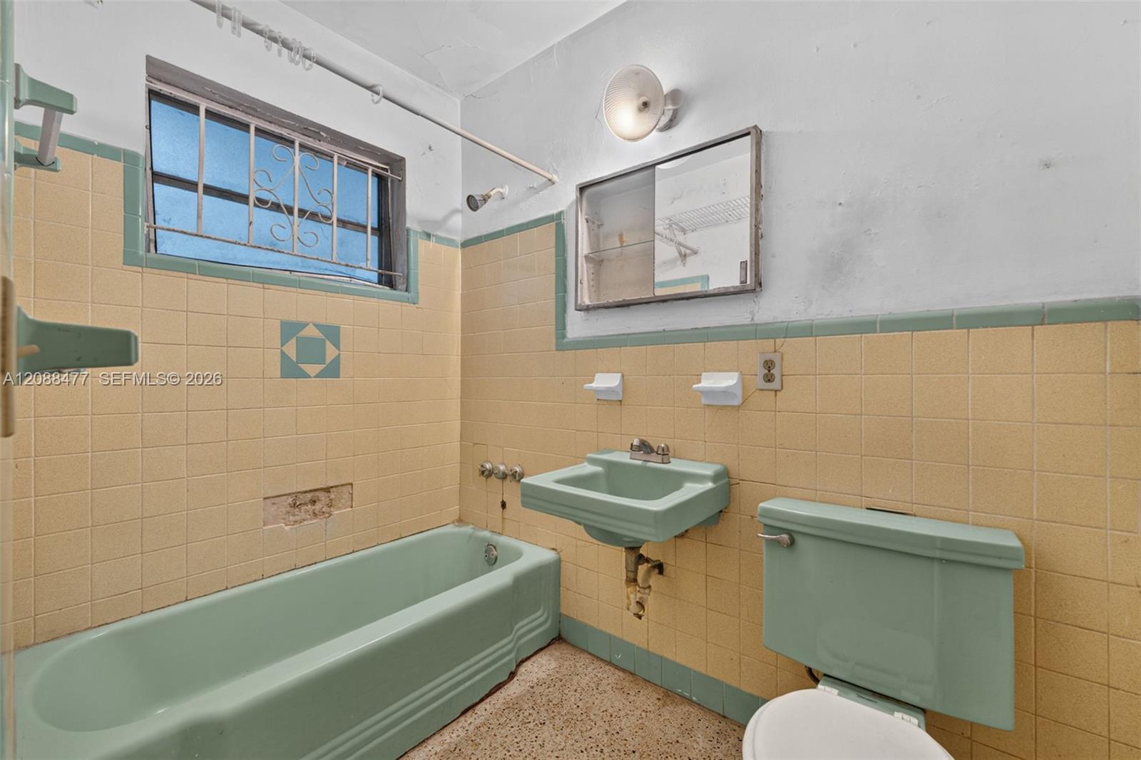   /  1225 sq. ft. $ 2026-09-14 0 foto
