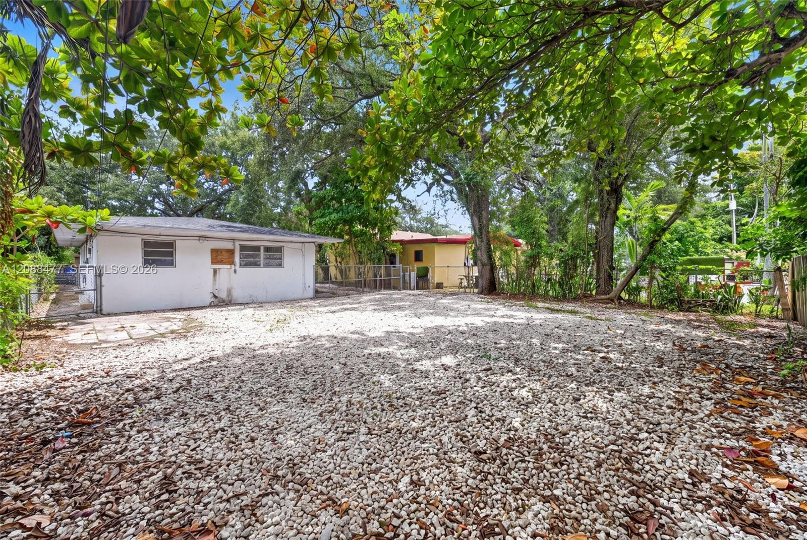   /  1225 sq. ft. $ 2026-09-14 0 foto