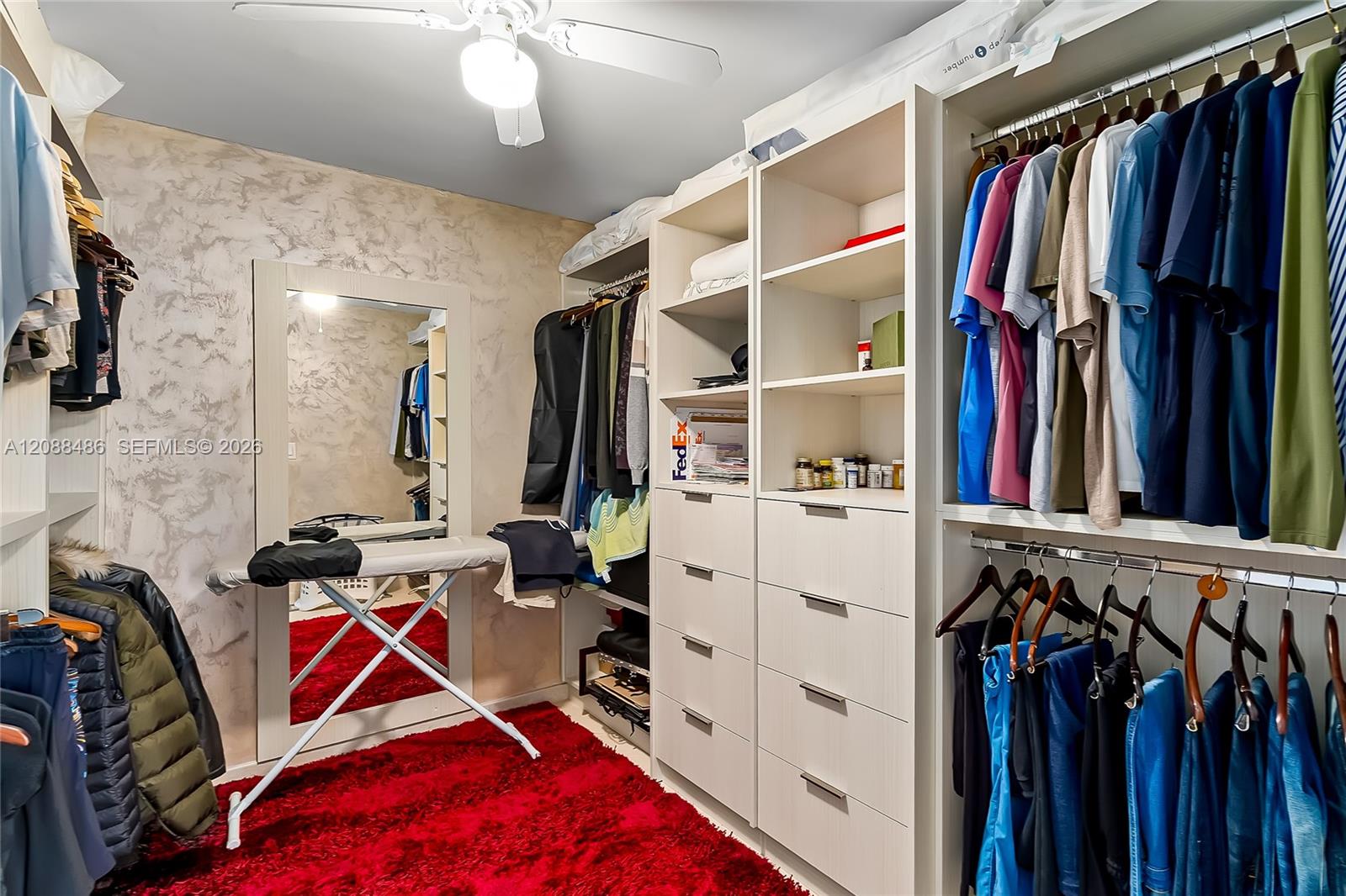 1704 3 / 3 1890 sq. ft. $ 2026-09-14 0 Photo