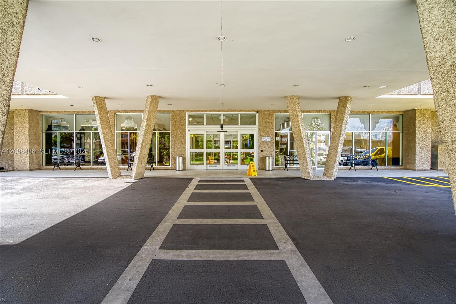 1704 3 / 3 1890 sq. ft. $ 2026-09-14 0 Photo