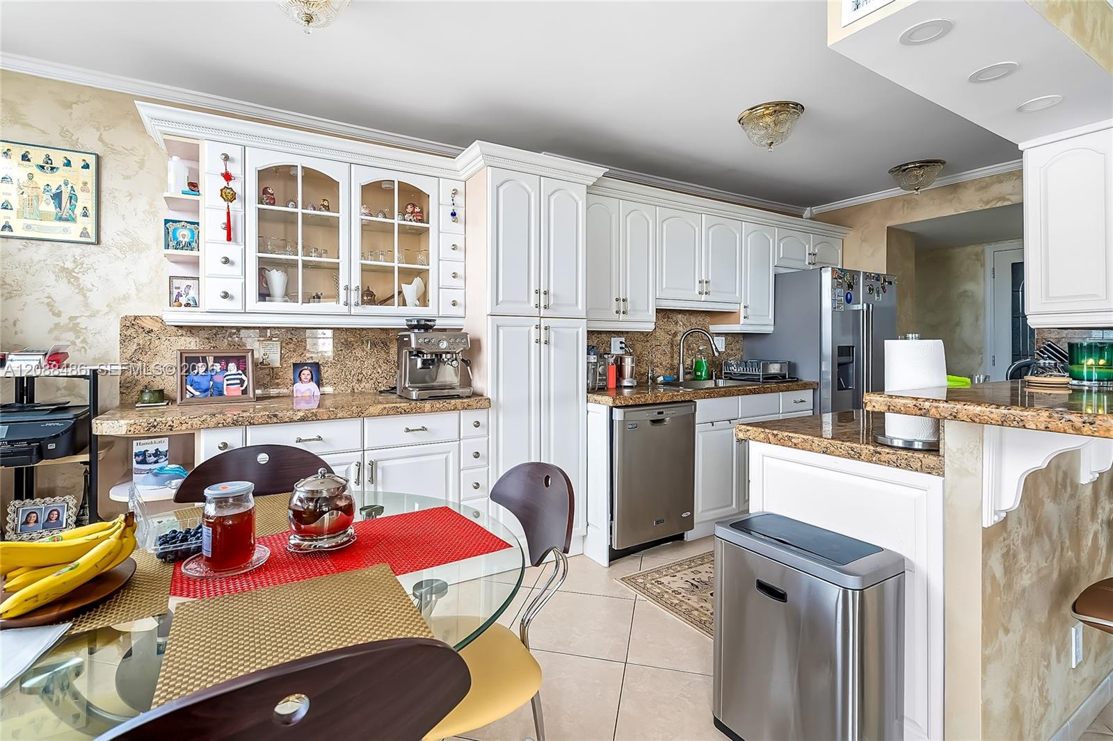 1704 3 / 3 1890 sq. ft. $ 2026-09-14 0 Photo