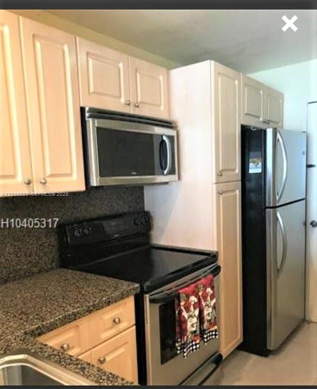See details 7A 0 / 1 545 sq. ft. $ 2026-09-28 0 Photo