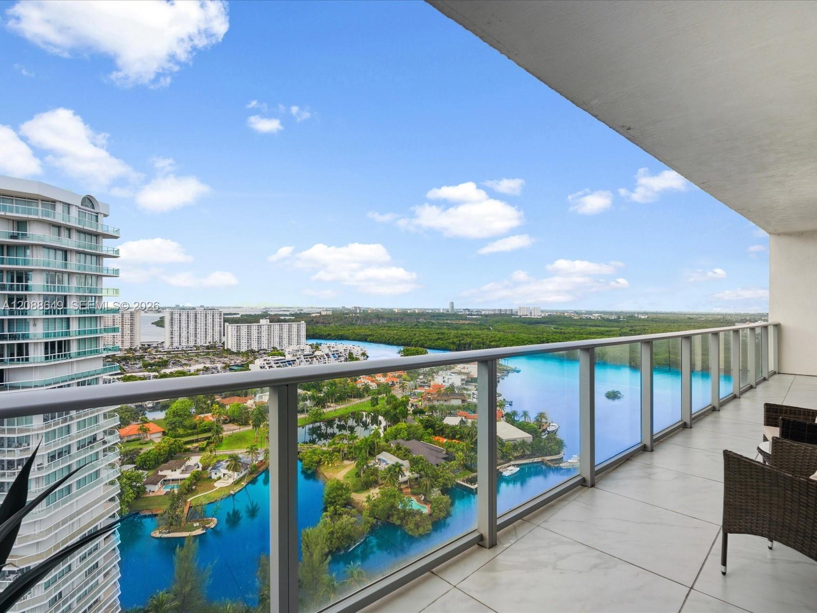 See details 4-2506 2 / 3 1524 sq. ft. $ 2026-09-14 0 Photo