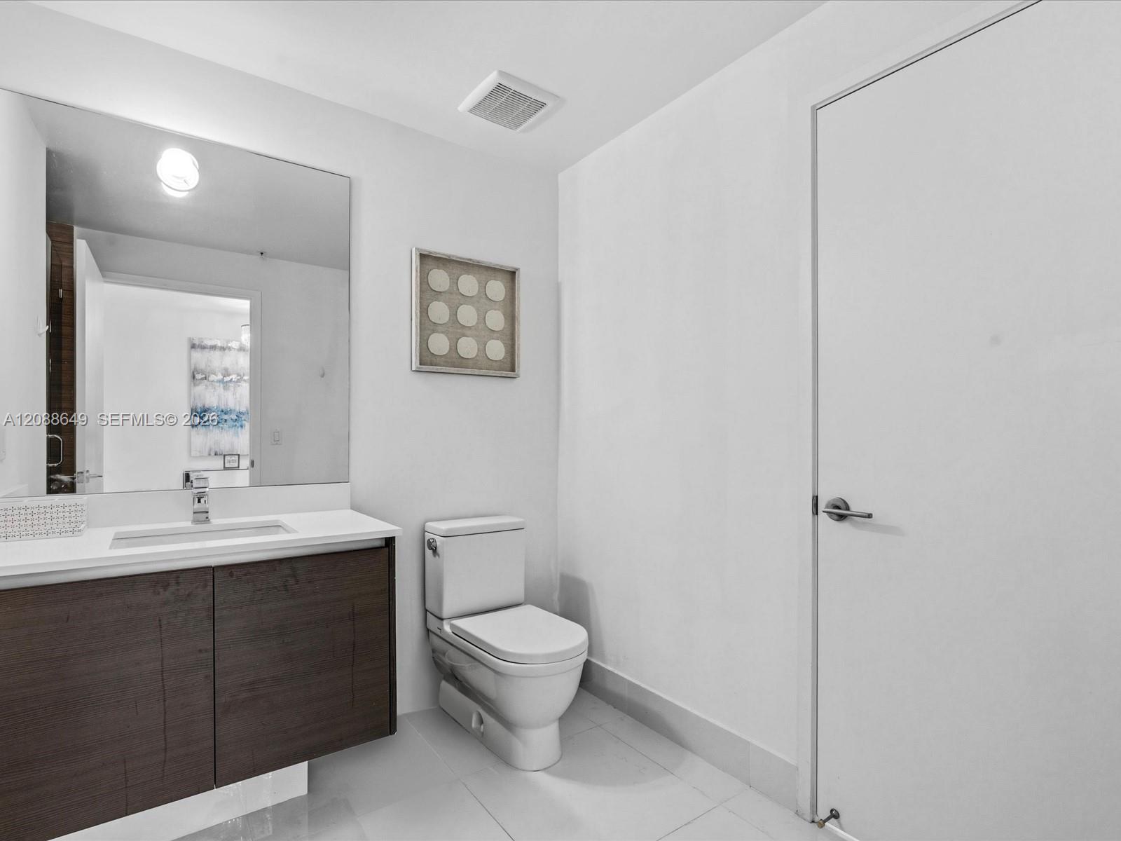 See details 4-2506 2 / 3 1524 sq. ft. $ 2026-09-14 0 Photo