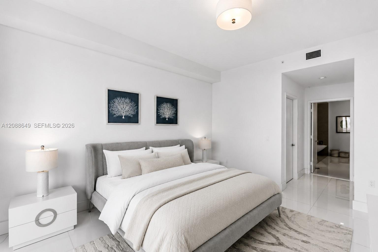 See details 4-2506 2 / 3 1524 sq. ft. $ 2026-09-14 0 Photo
