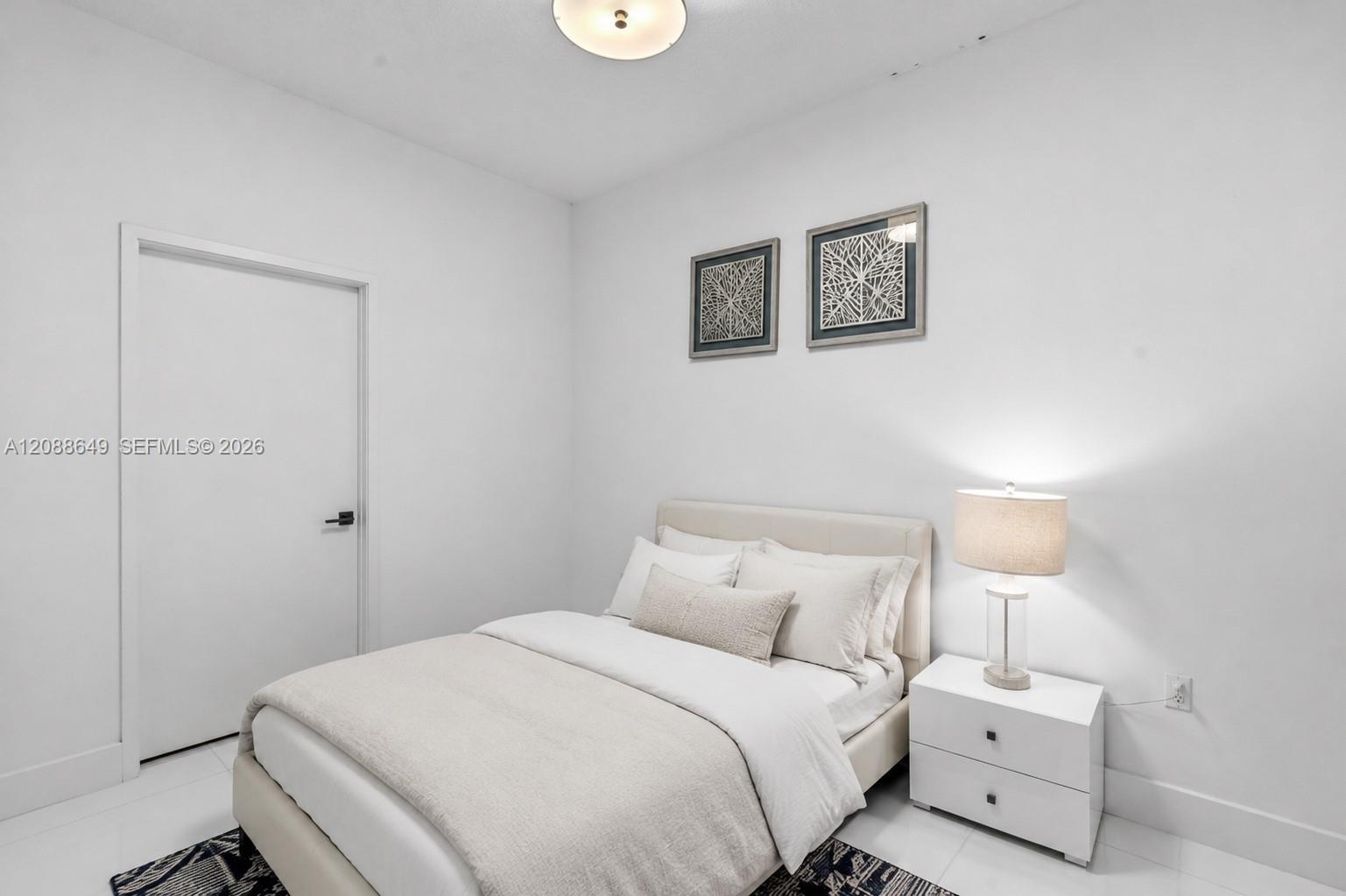 See details 4-2506 2 / 3 1524 sq. ft. $ 2026-09-14 0 Photo