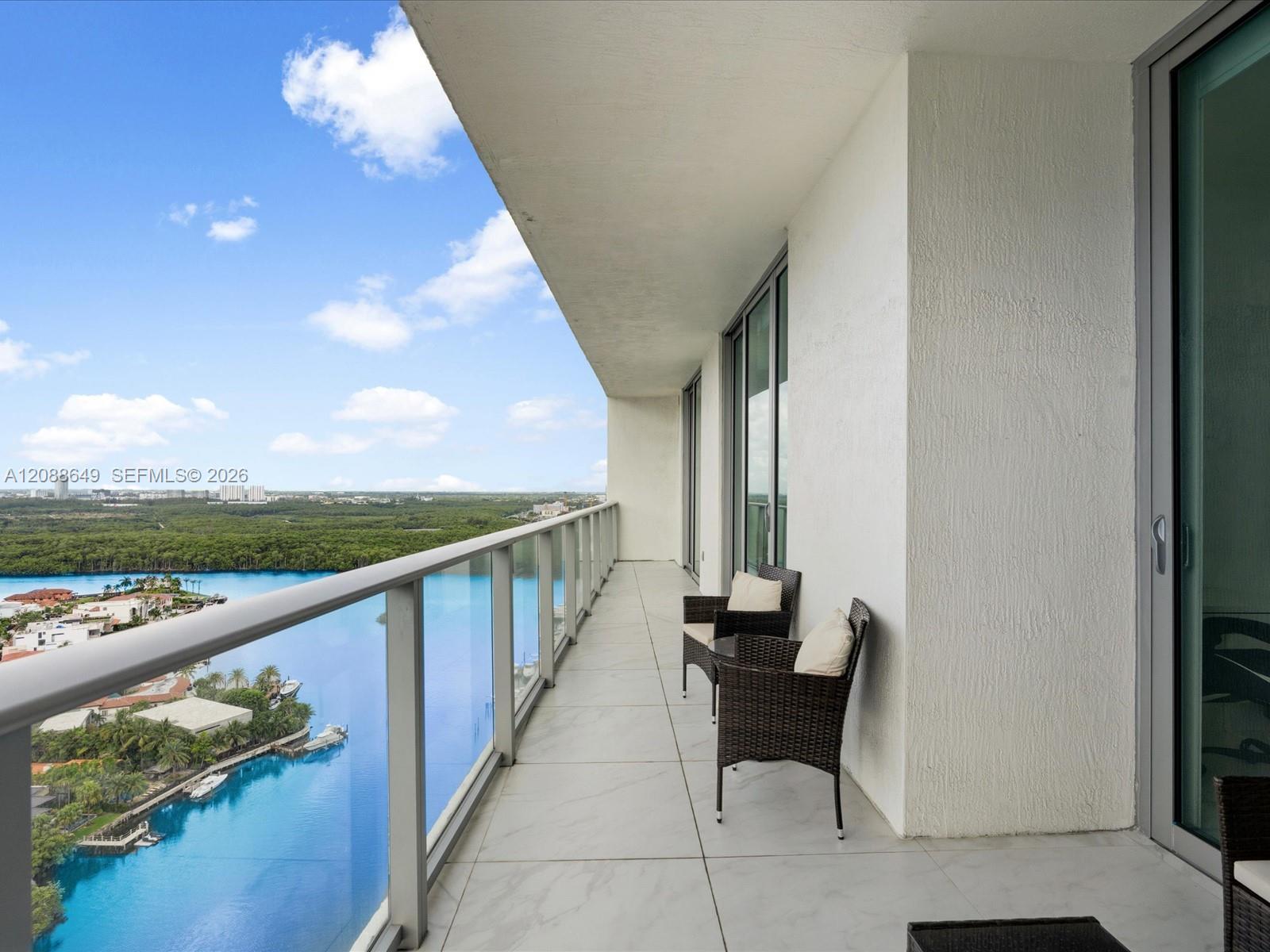 See details 4-2506 2 / 3 1524 sq. ft. $ 2026-09-14 0 Photo