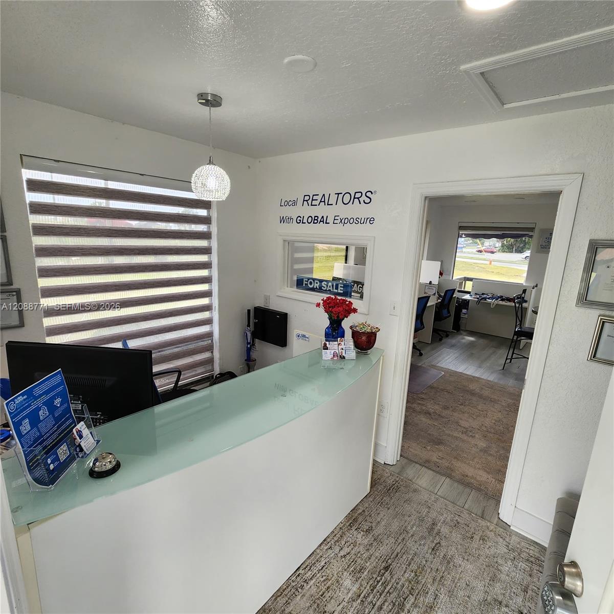   /   sq. ft. $ 2026-09-14 0 foto