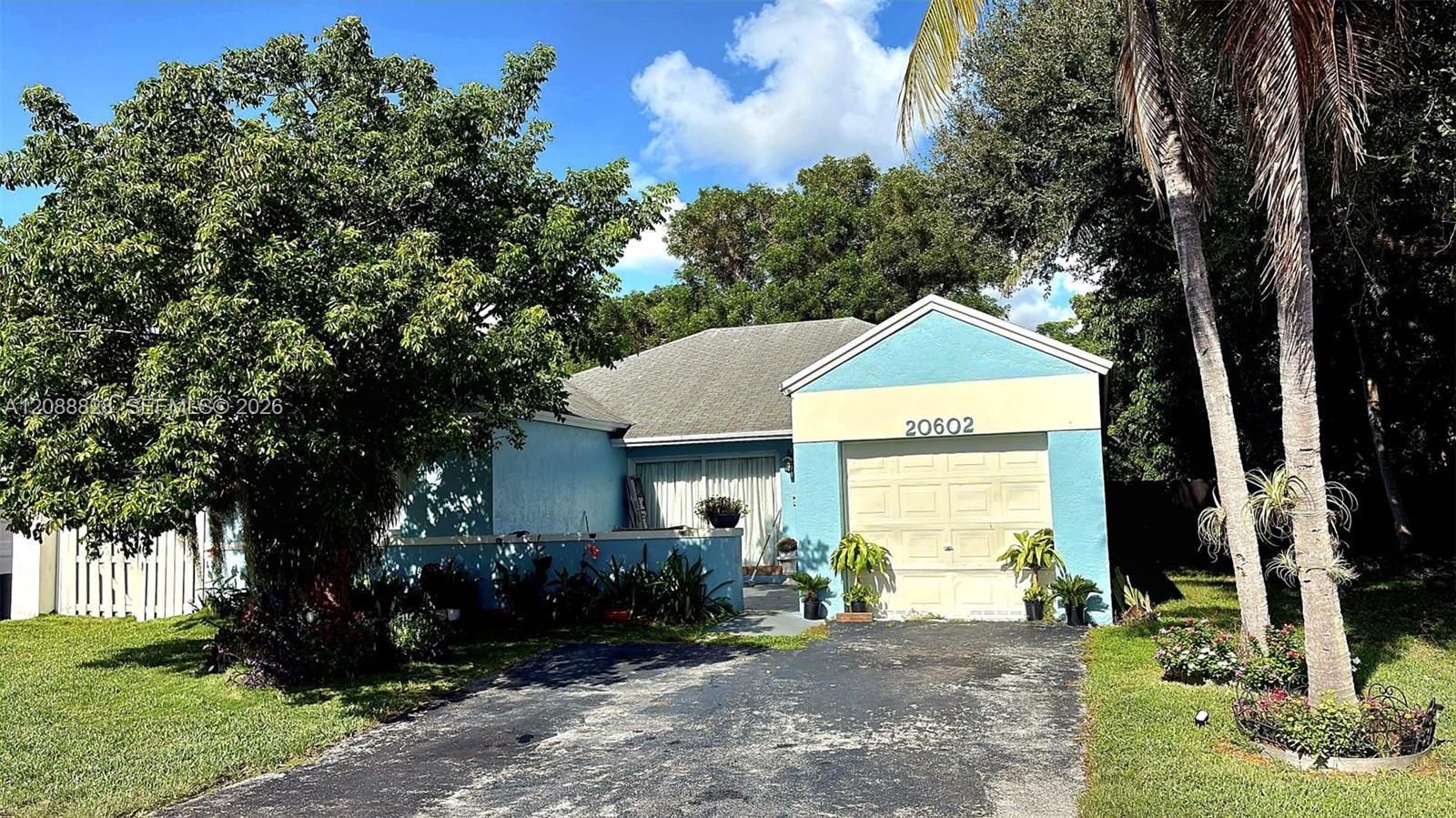 20602 4 / 2 1345 sq. ft. $ 2026-09-14 0 Photo