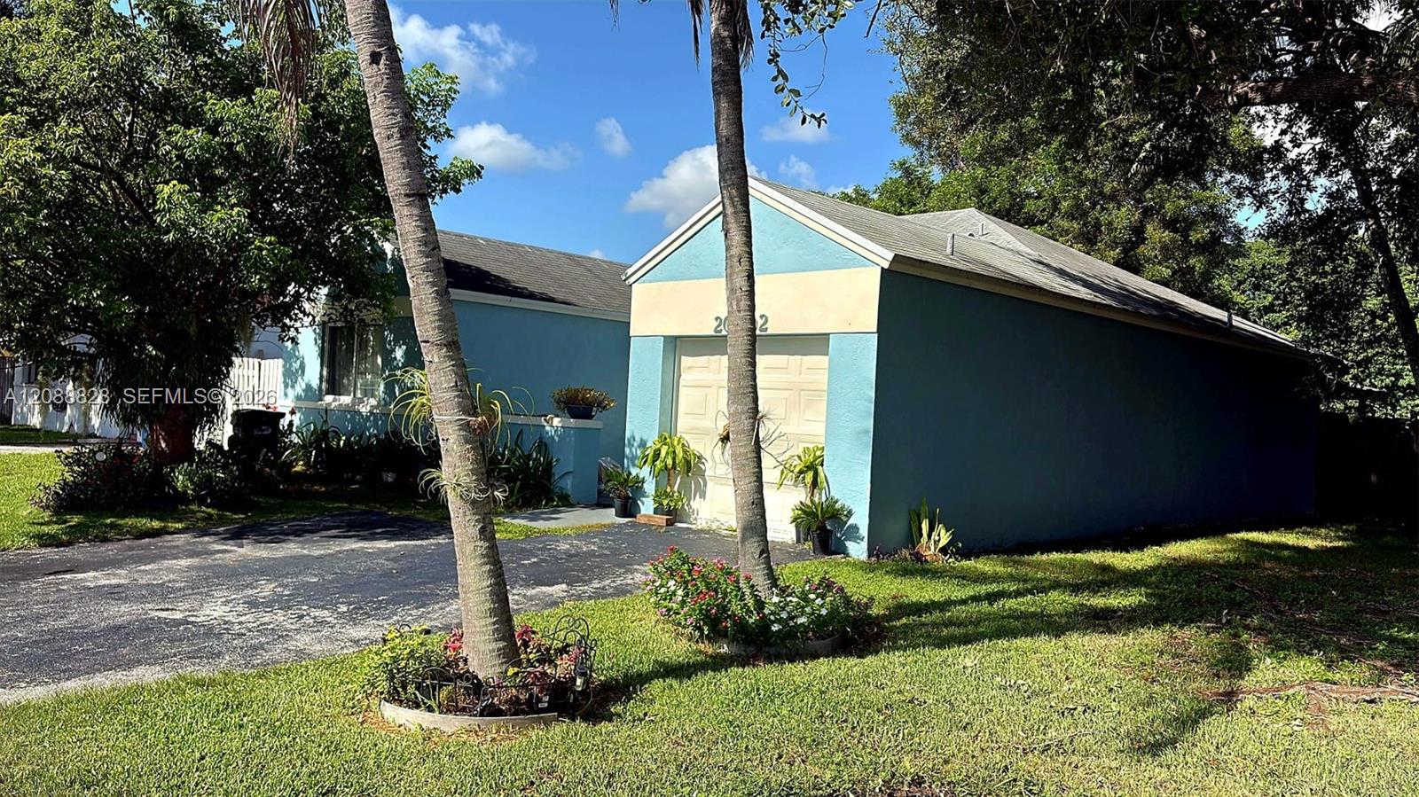 20602 4 / 2 1345 sq. ft. $ 2026-09-14 0 Photo