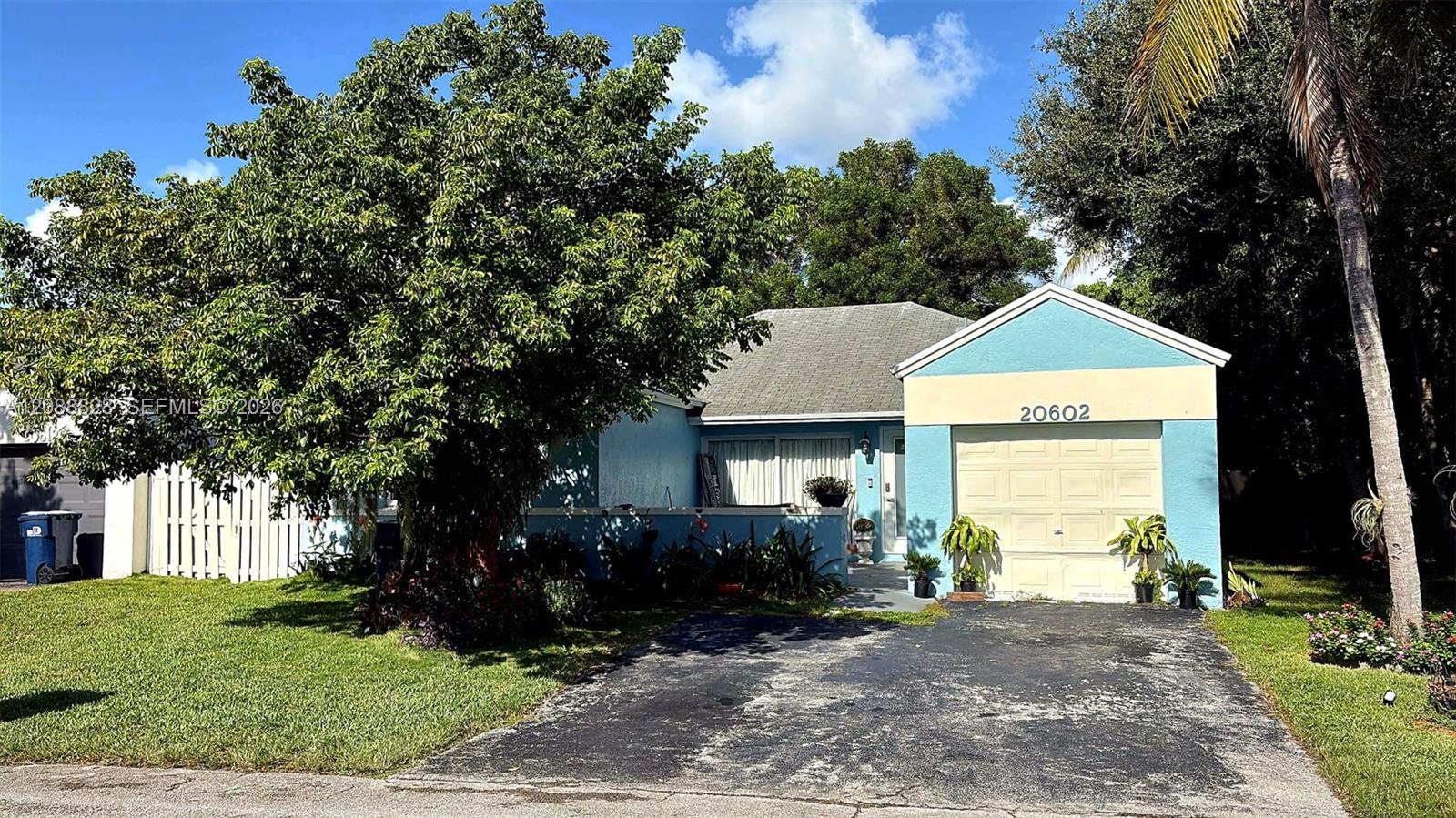 20602 4 / 2 1345 sq. ft. $ 2026-09-14 0 Photo