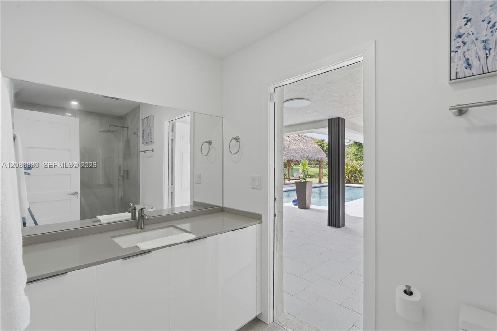 14675 4 / 3 2981 sq. ft. $ 2026-09-14 0 foto