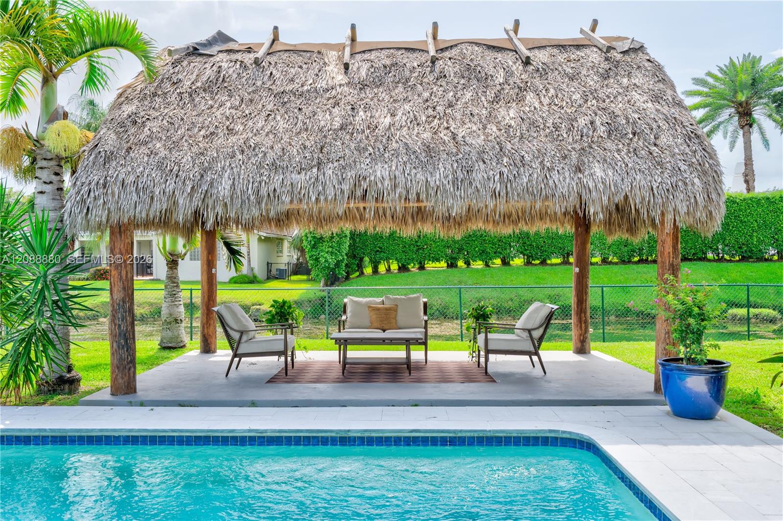 14675 4 / 3 2981 sq. ft. $ 2026-09-14 0 foto