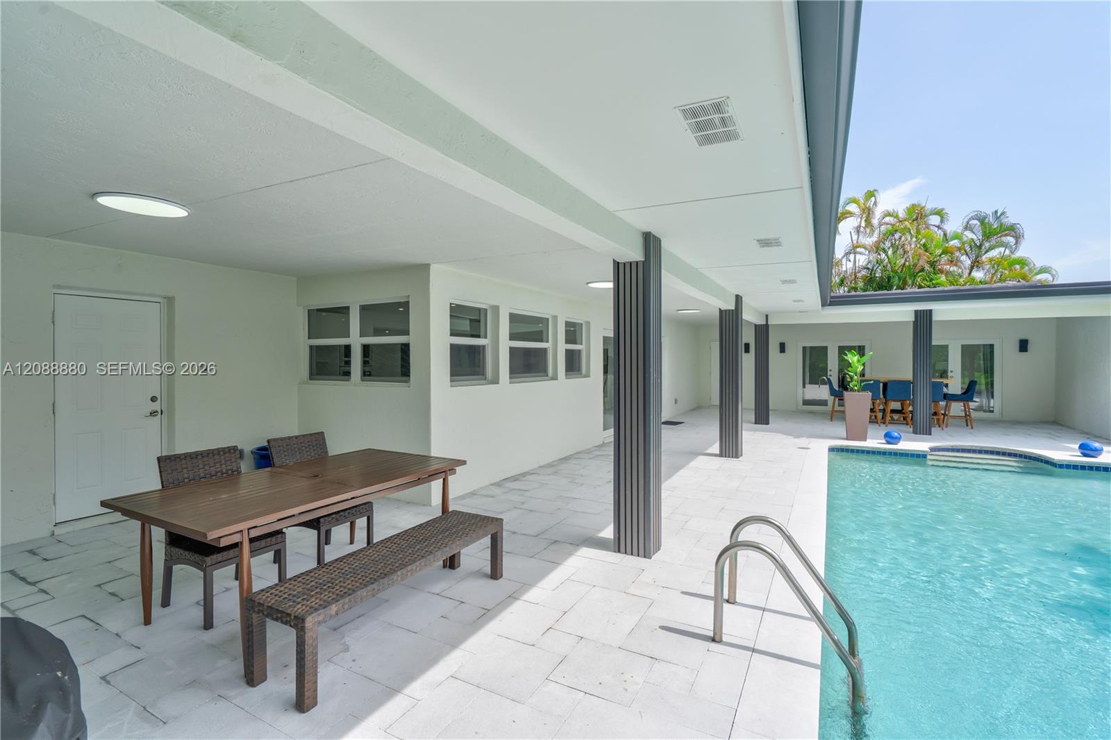 14675 4 / 3 2981 sq. ft. $ 2026-09-14 0 foto
