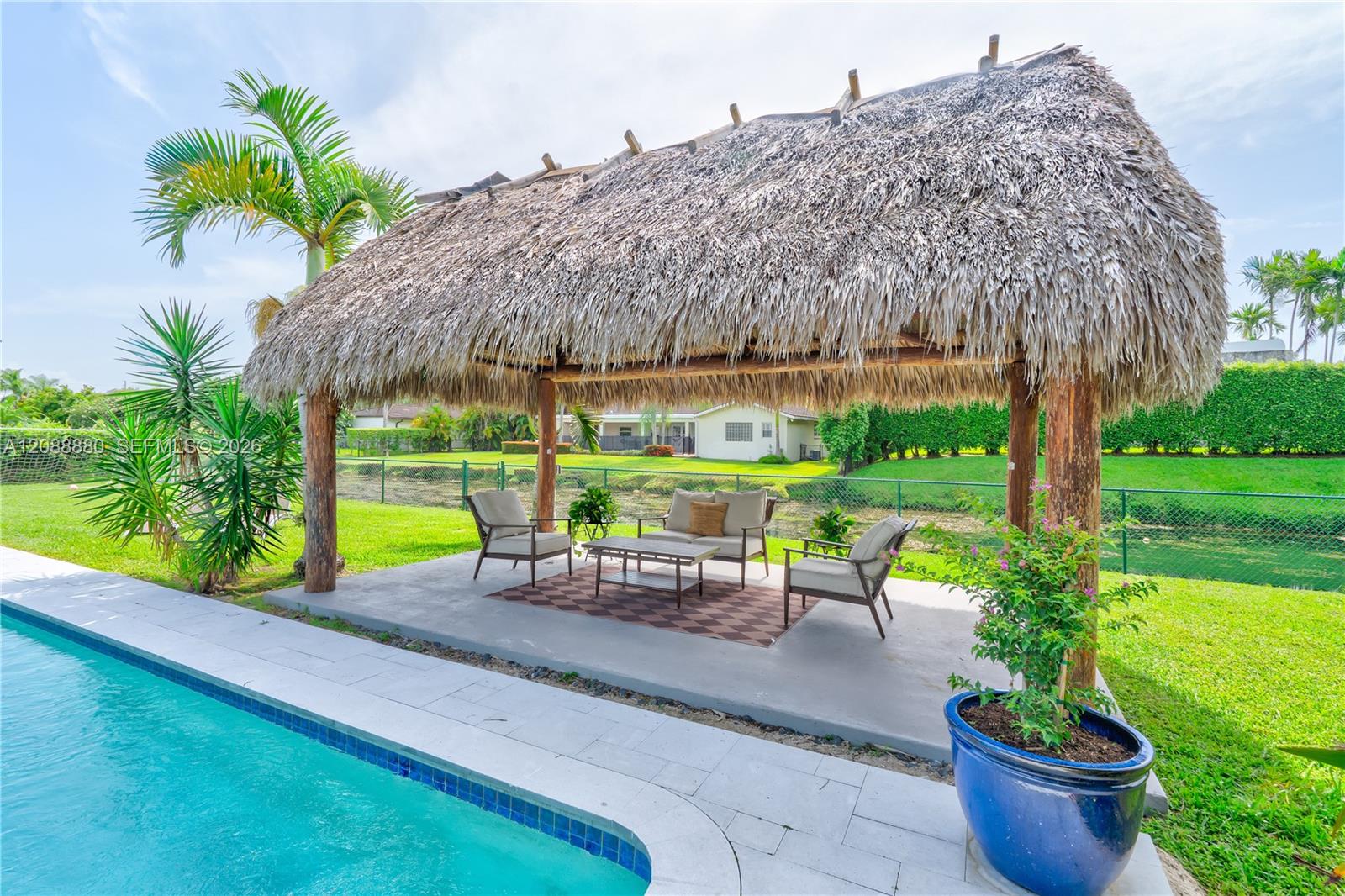 14675 4 / 3 2981 sq. ft. $ 2026-09-14 0 foto