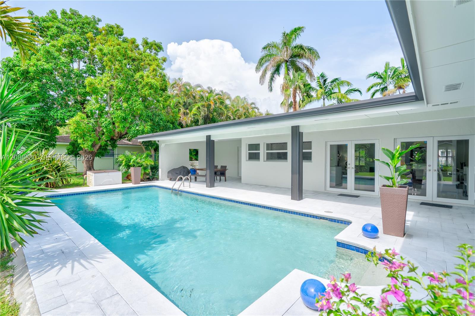 14675 4 / 3 2981 sq. ft. $ 2026-09-14 0 foto