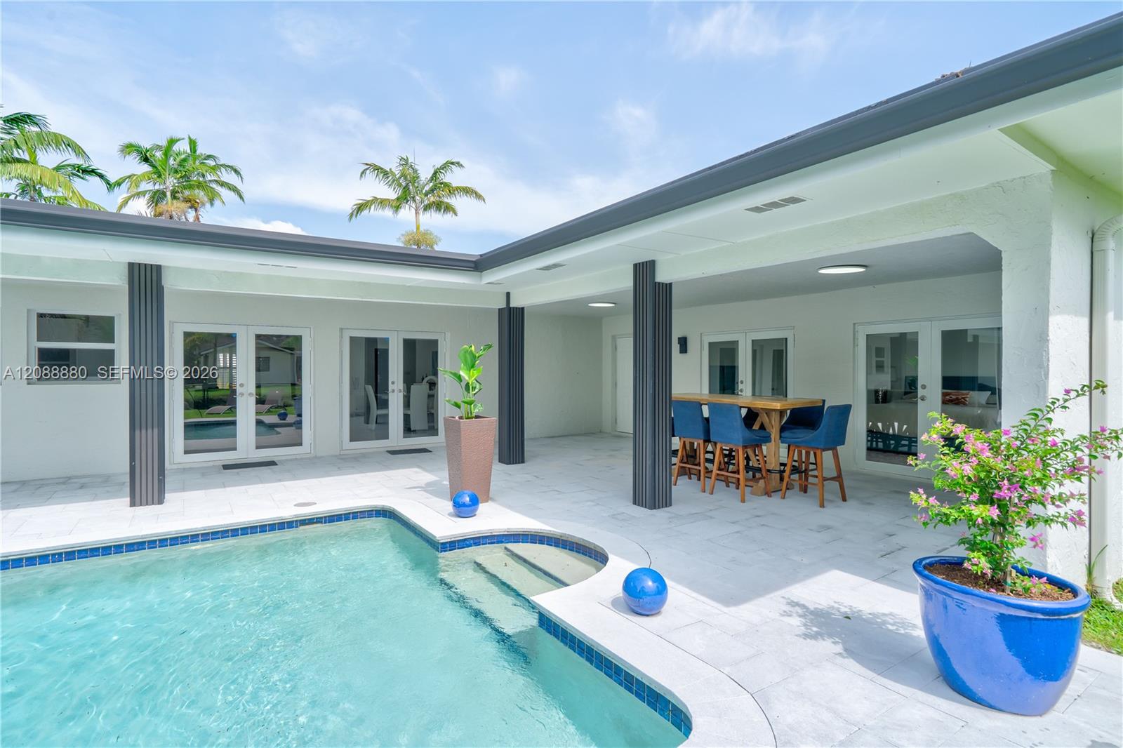 14675 4 / 3 2981 sq. ft. $ 2026-09-14 0 foto