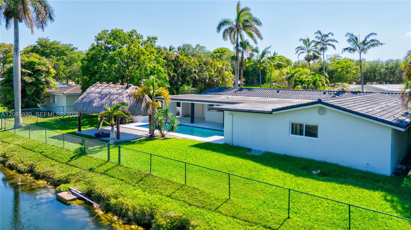 14675 4 / 3 2981 sq. ft. $ 2026-09-14 0 foto