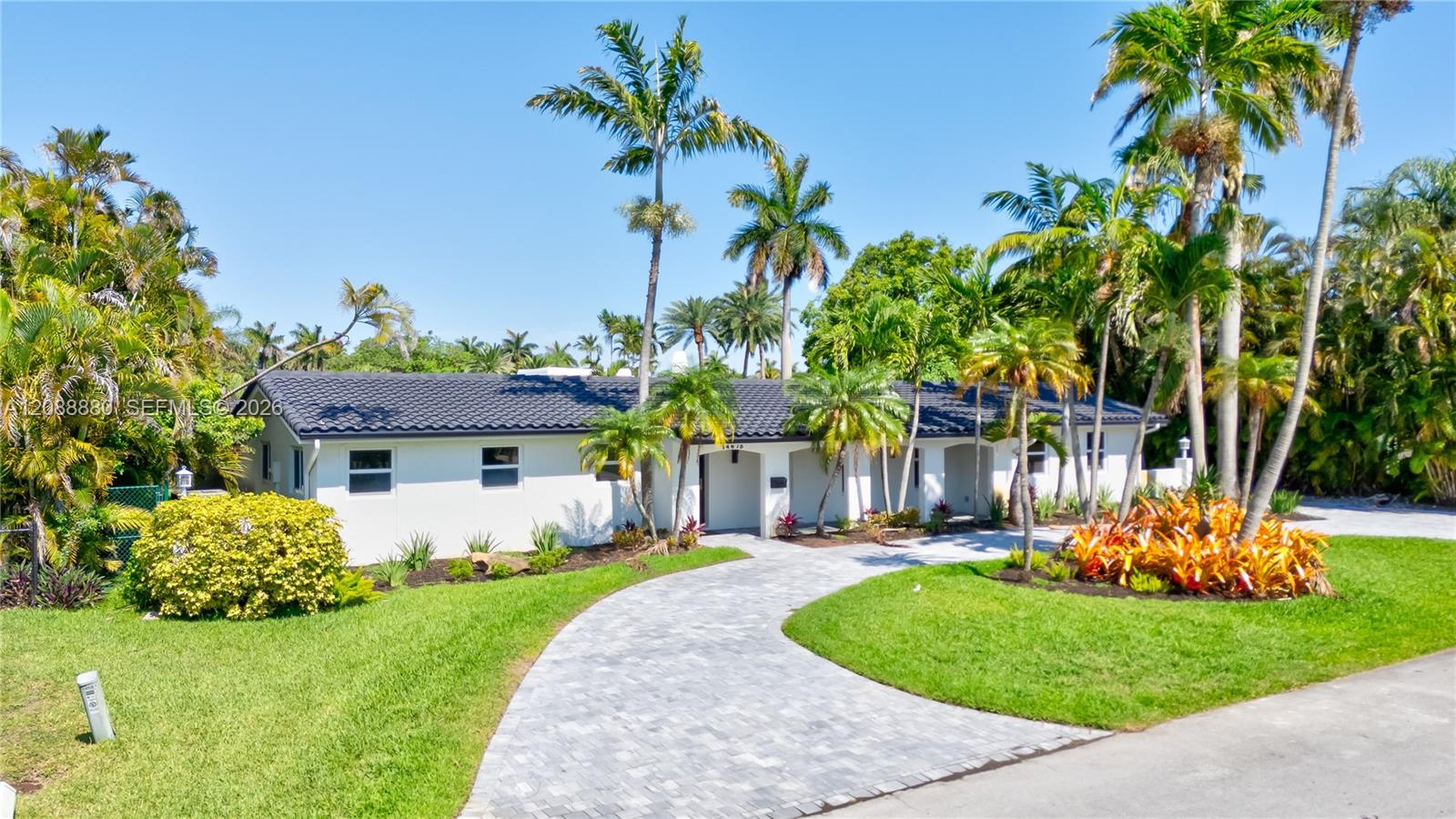 14675 4 / 3 2981 sq. ft. $ 2026-09-14 0 foto