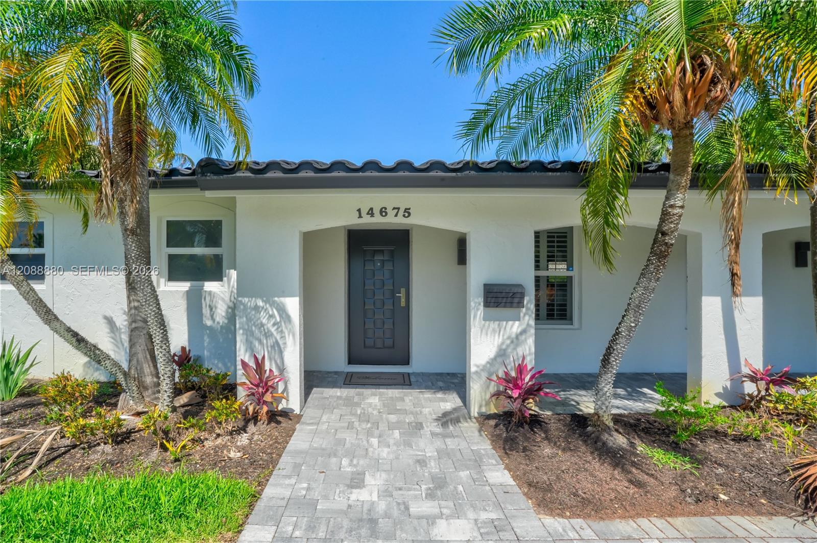 14675 4 / 3 2981 sq. ft. $ 2026-09-14 0 foto
